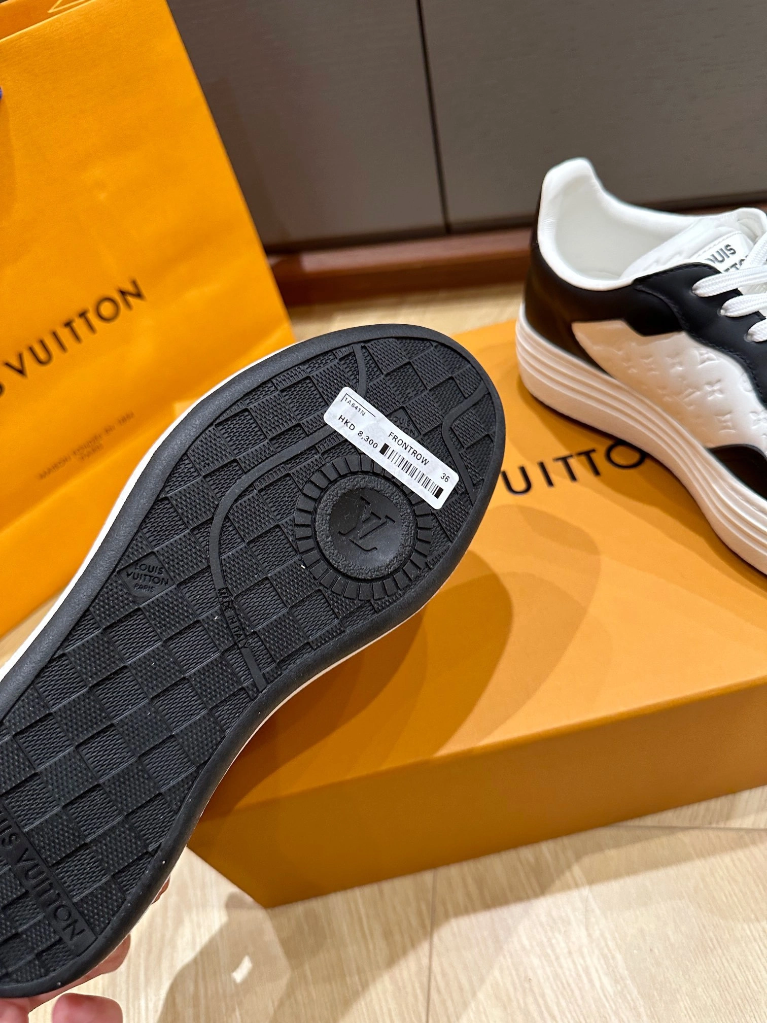 COCO-- 8V 1ACL2O cowhide item:D-X03E2742