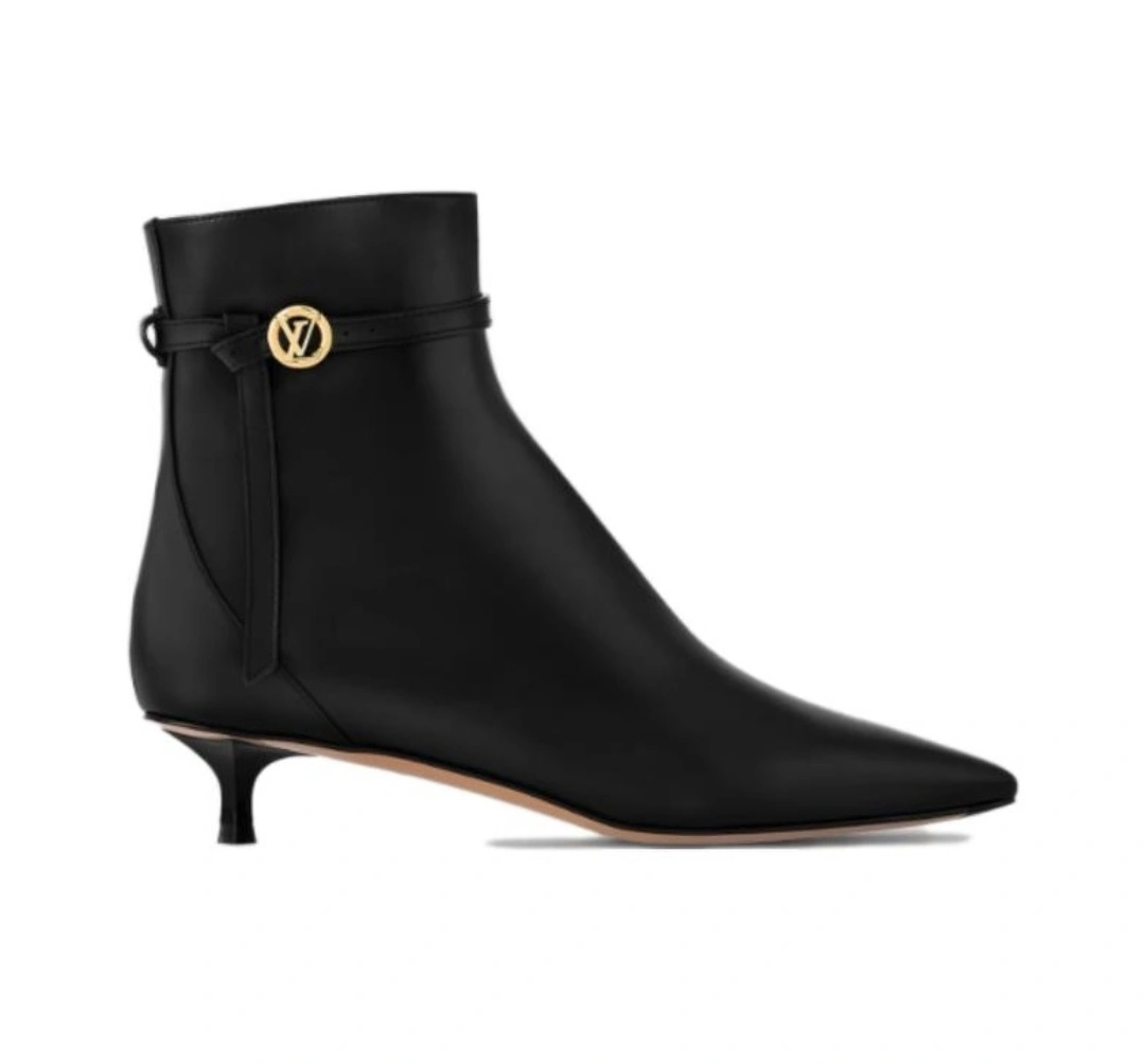 COCO-- 8V 1ACLBJ Heel height：4CM Calfskin goatskin item:D-X555L1915