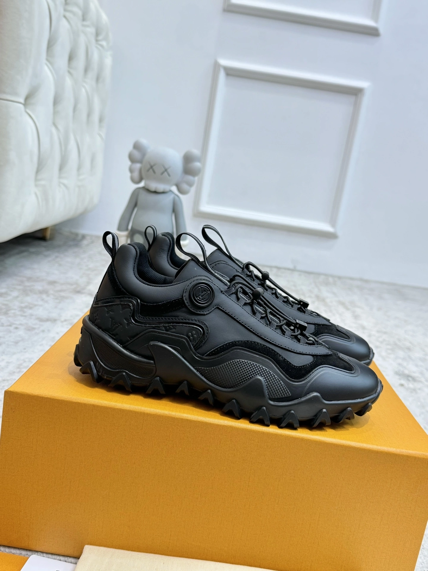 COCO-- 8V 1ACMU8 Discovery cowhide Thick soles：4CM item:E-X158D1029