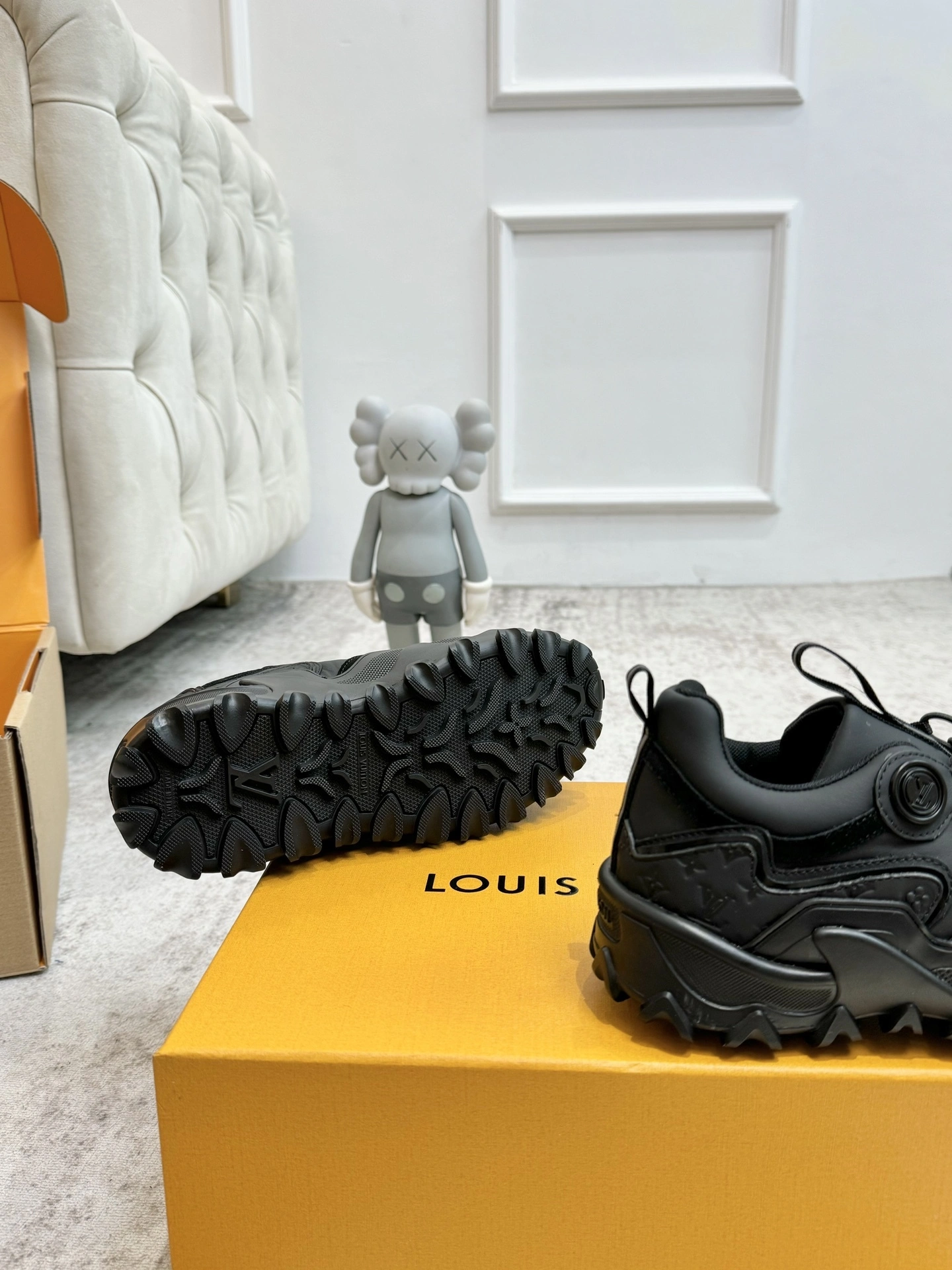 COCO-- 8V 1ACMU8 Discovery cowhide Thick soles：4CM item:E-X158D1029