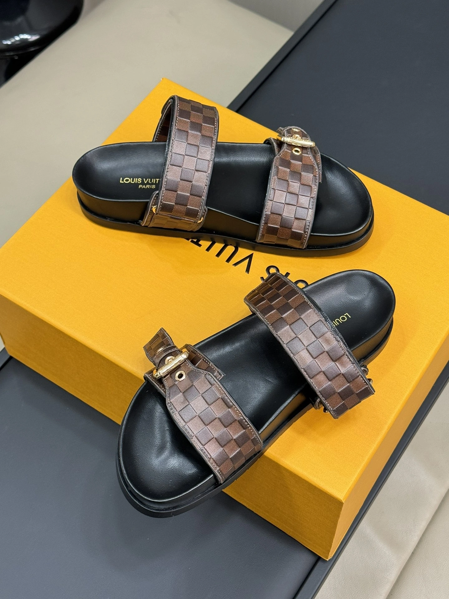 COCO-- 8V 1ACSJK sheepskin item:D-X047I0350