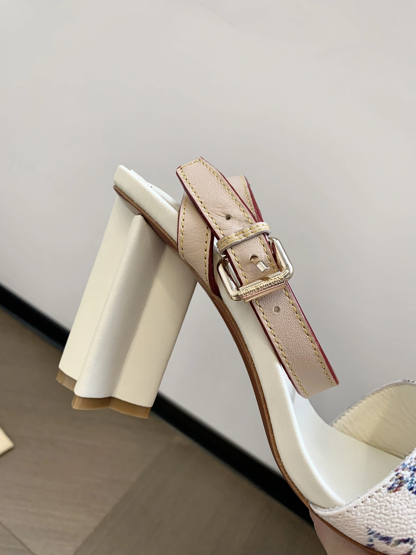 COCO-- 8V 1ACT23 Heel height：8CM Calfskin item:D-X313I0345