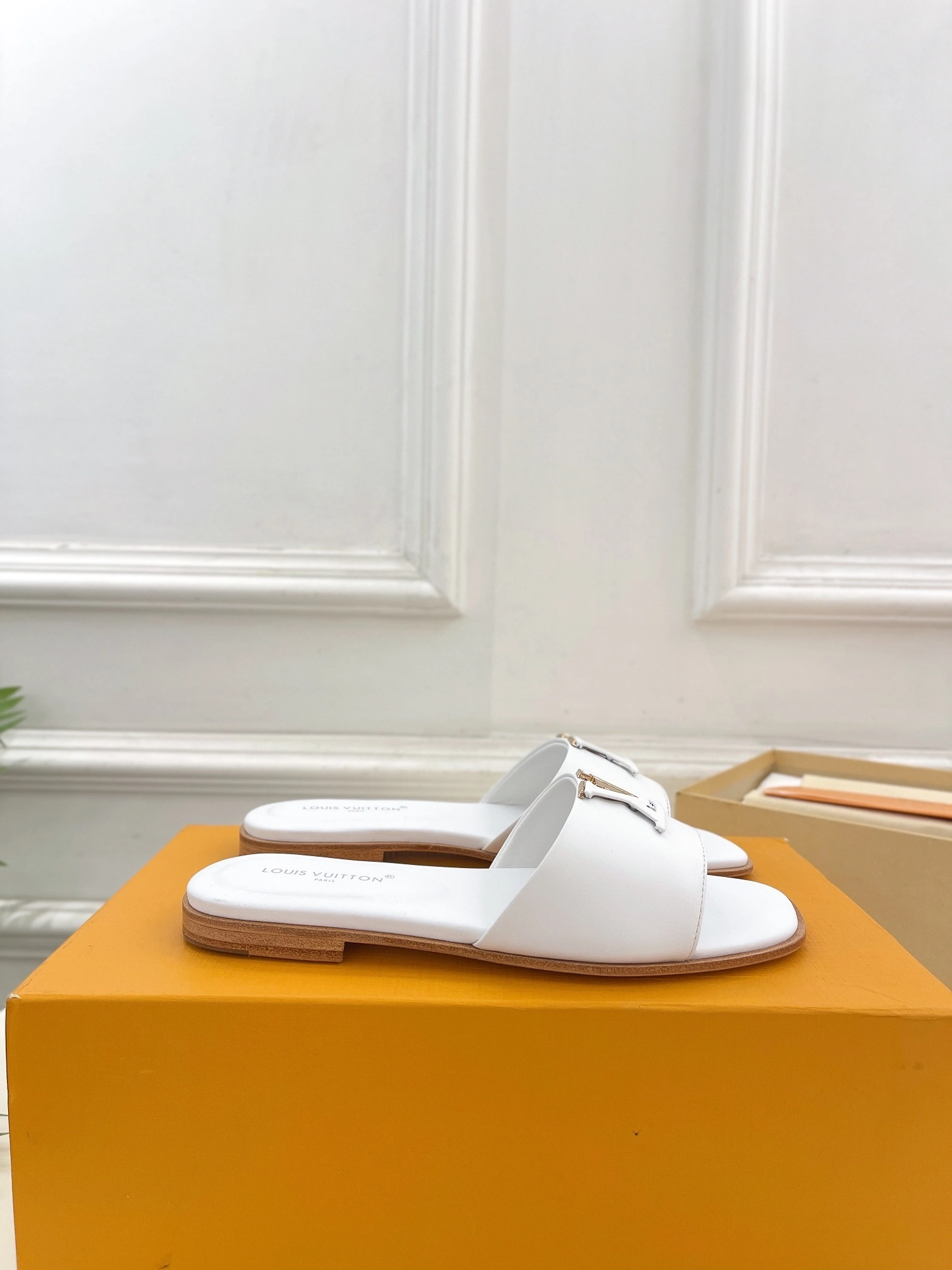 COCO-- 8V 1ACTPY Heel height：1CM cowhide sheepskin item:D-X047I0334