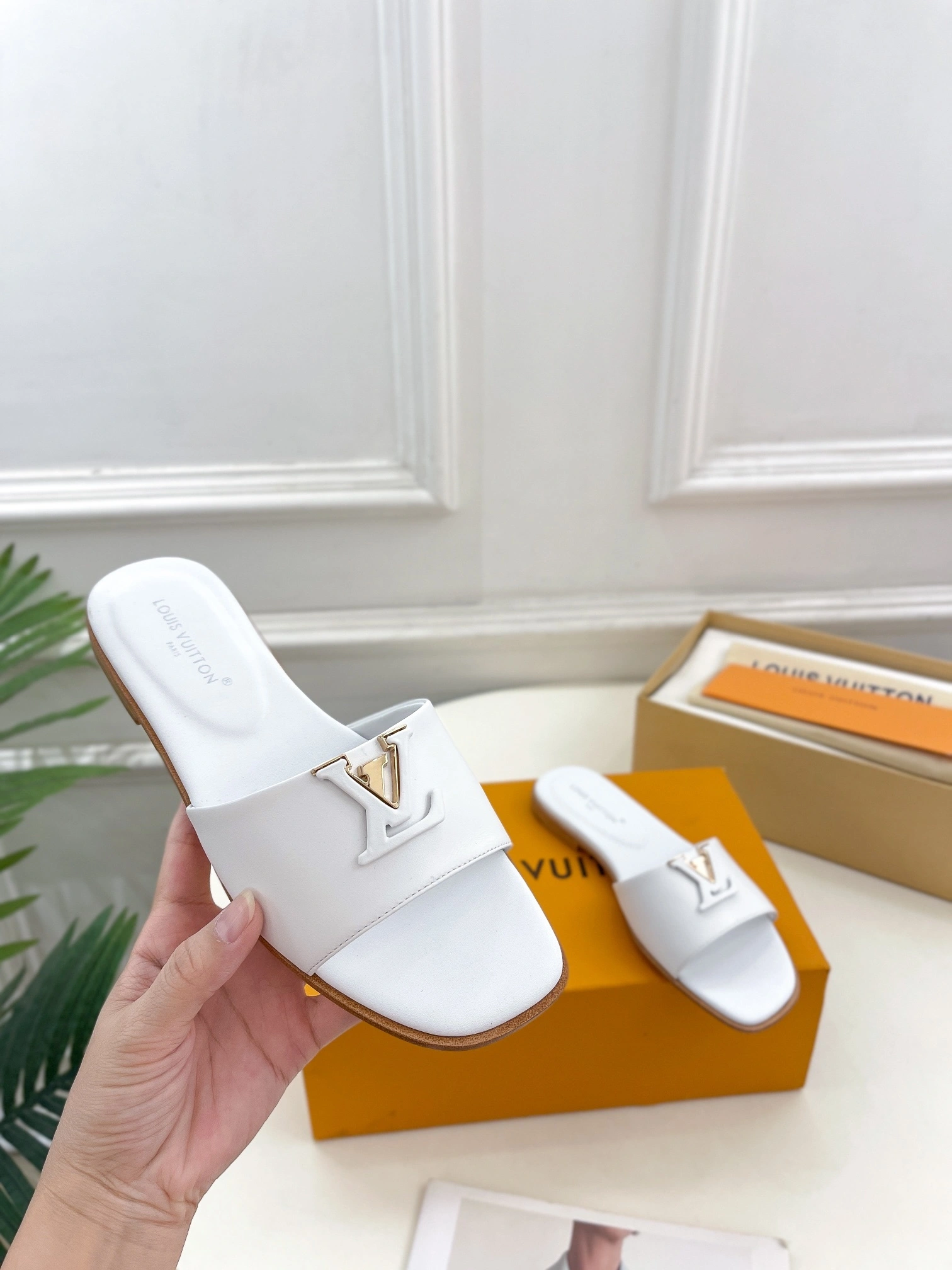 COCO-- 8V 1ACTPY Heel height：1CM cowhide sheepskin item:D-X047I0334
