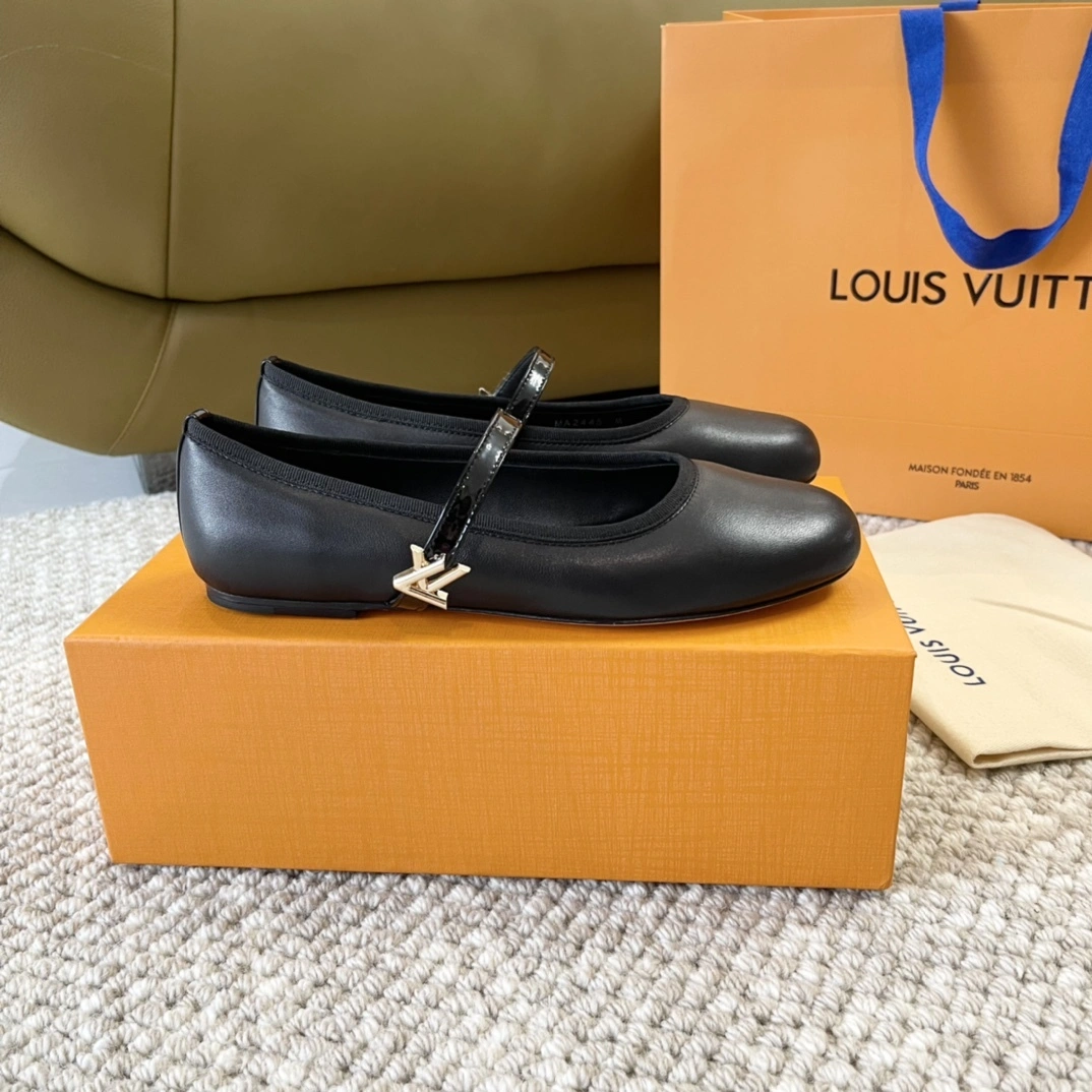 COCO-- 8V 1ACUKM Romy sheepskin item:D-X000I0321