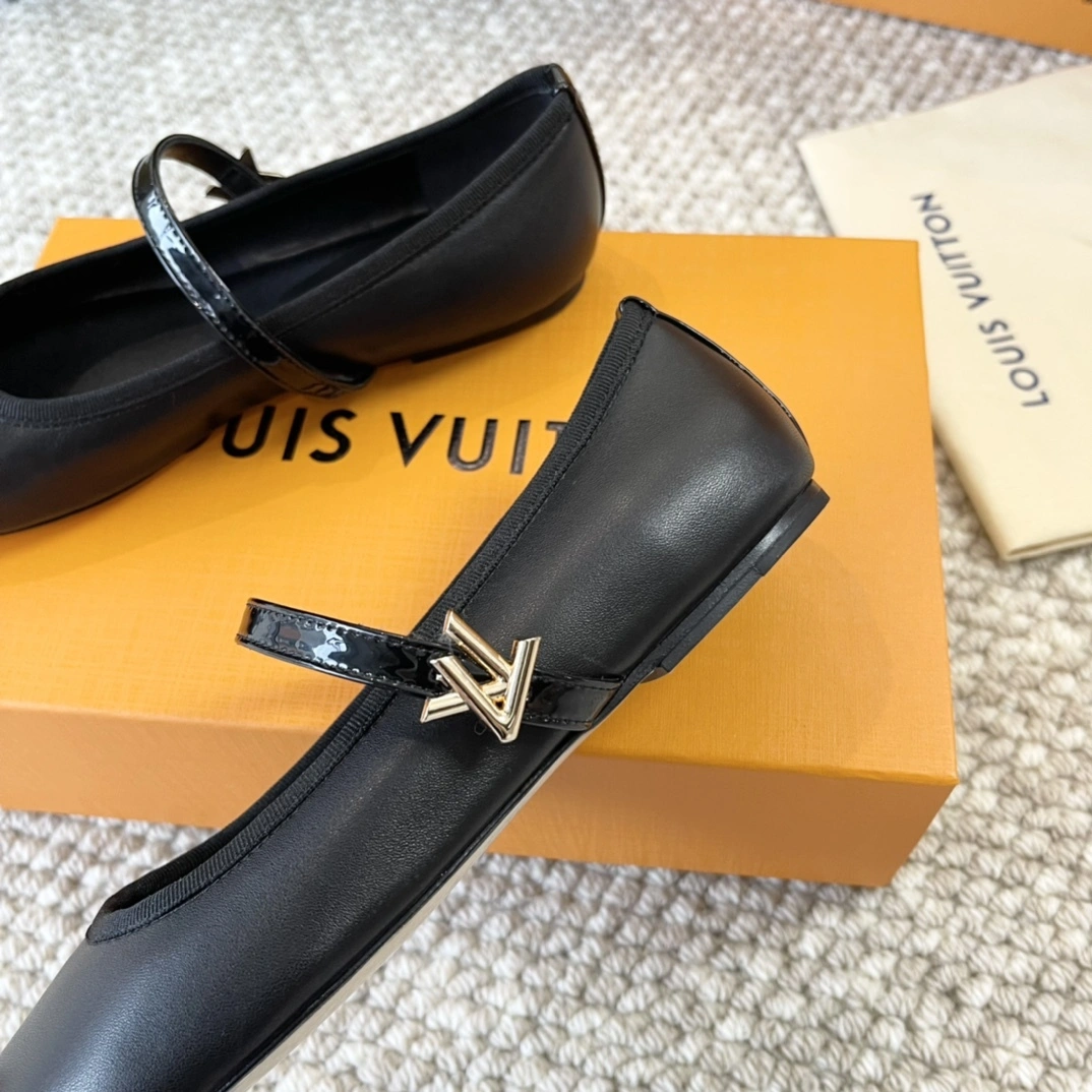 COCO-- 8V 1ACUKM Romy sheepskin item:D-X000I0321