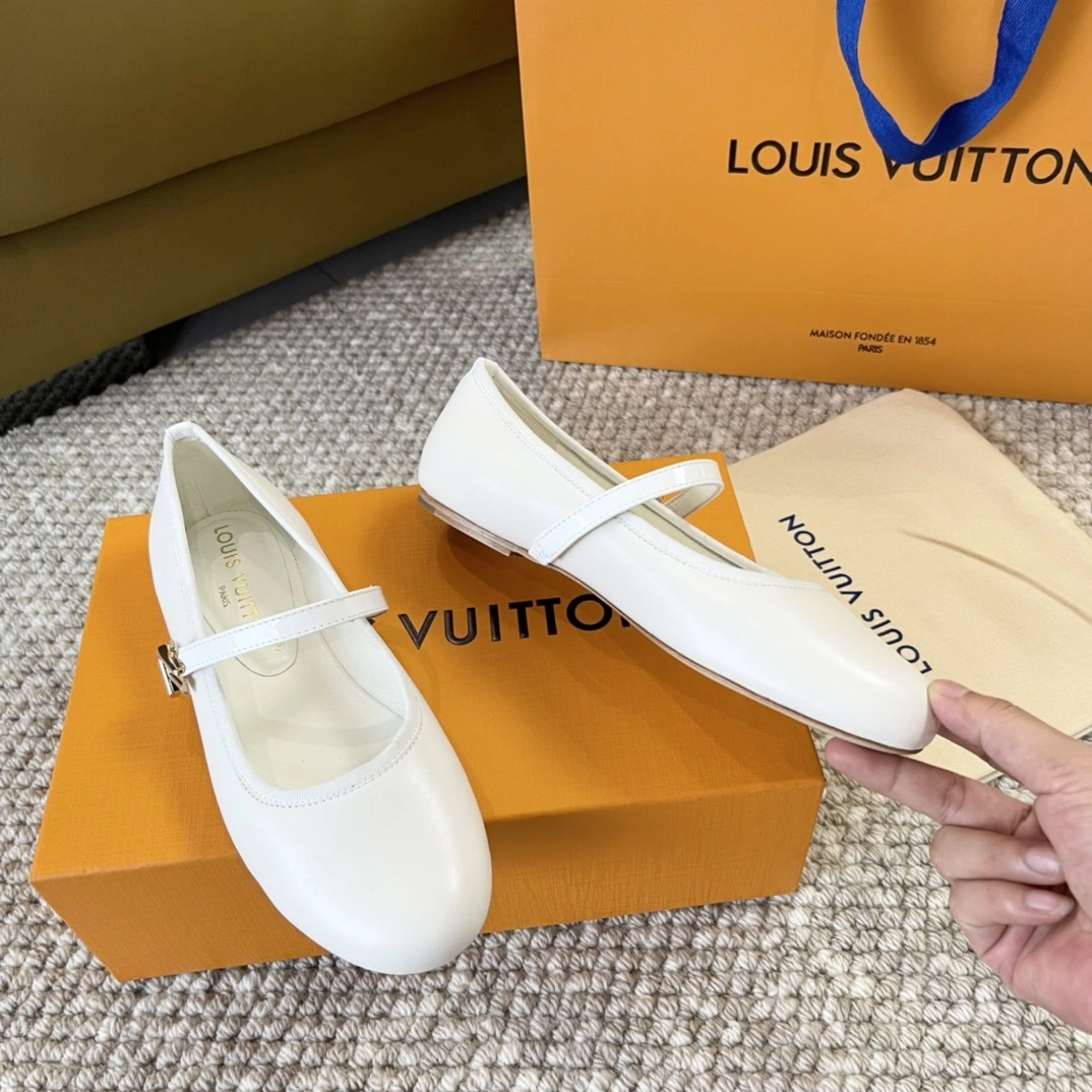 COCO-- 8V 1ACUO6 Romy sheepskin item:D-X000I0320