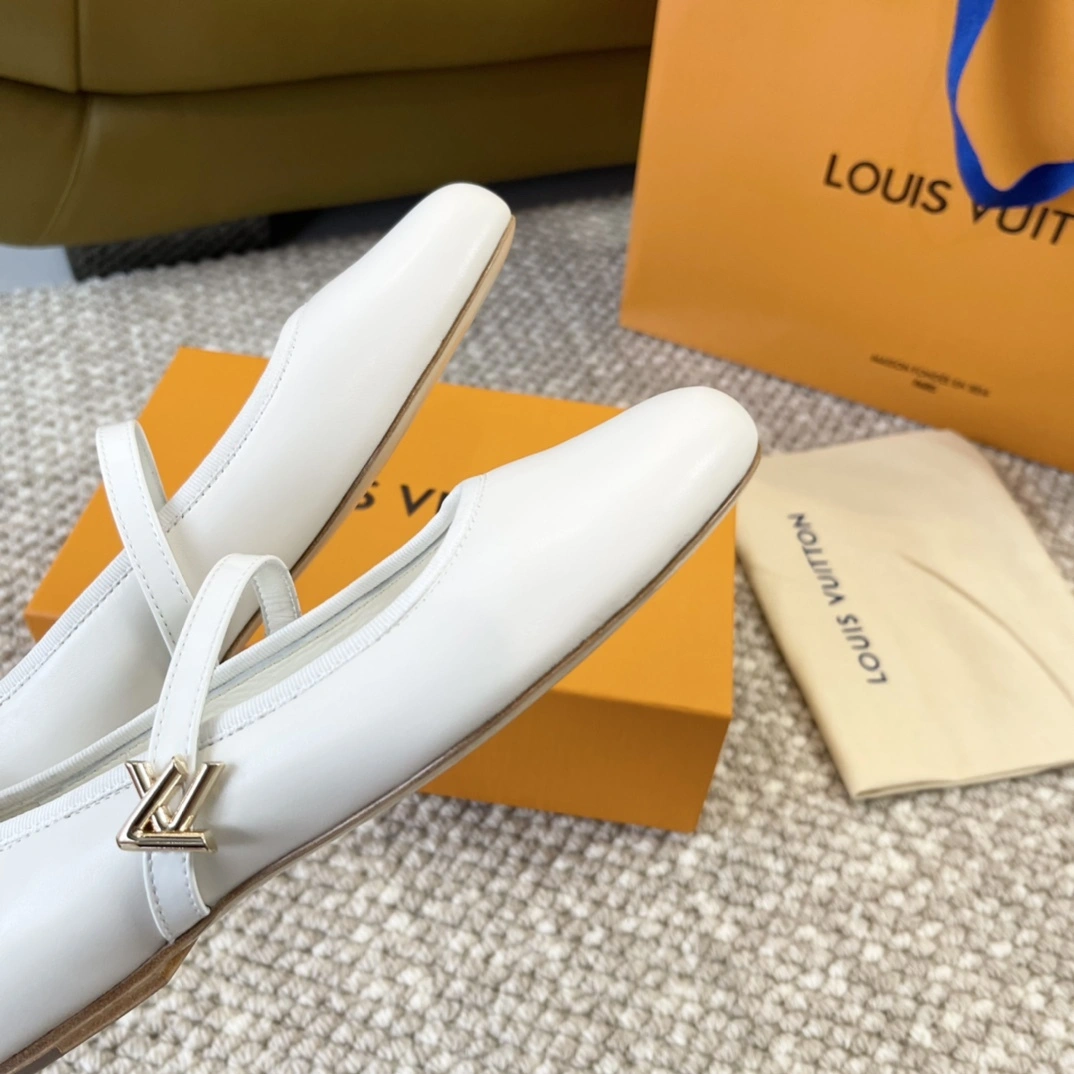 COCO-- 8V 1ACUO6 Romy sheepskin item:D-X000I0320