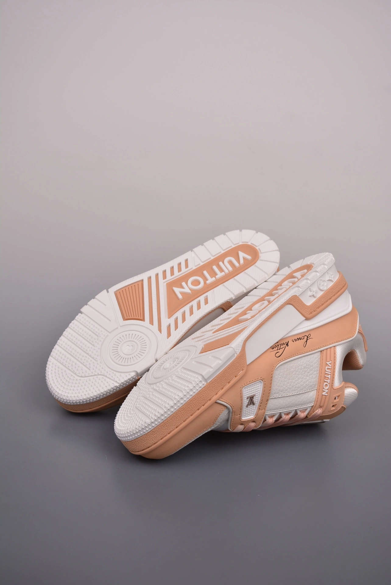 COCO-- 8V 1ACWA8 Trainer Calfskin item:D-X167H0144