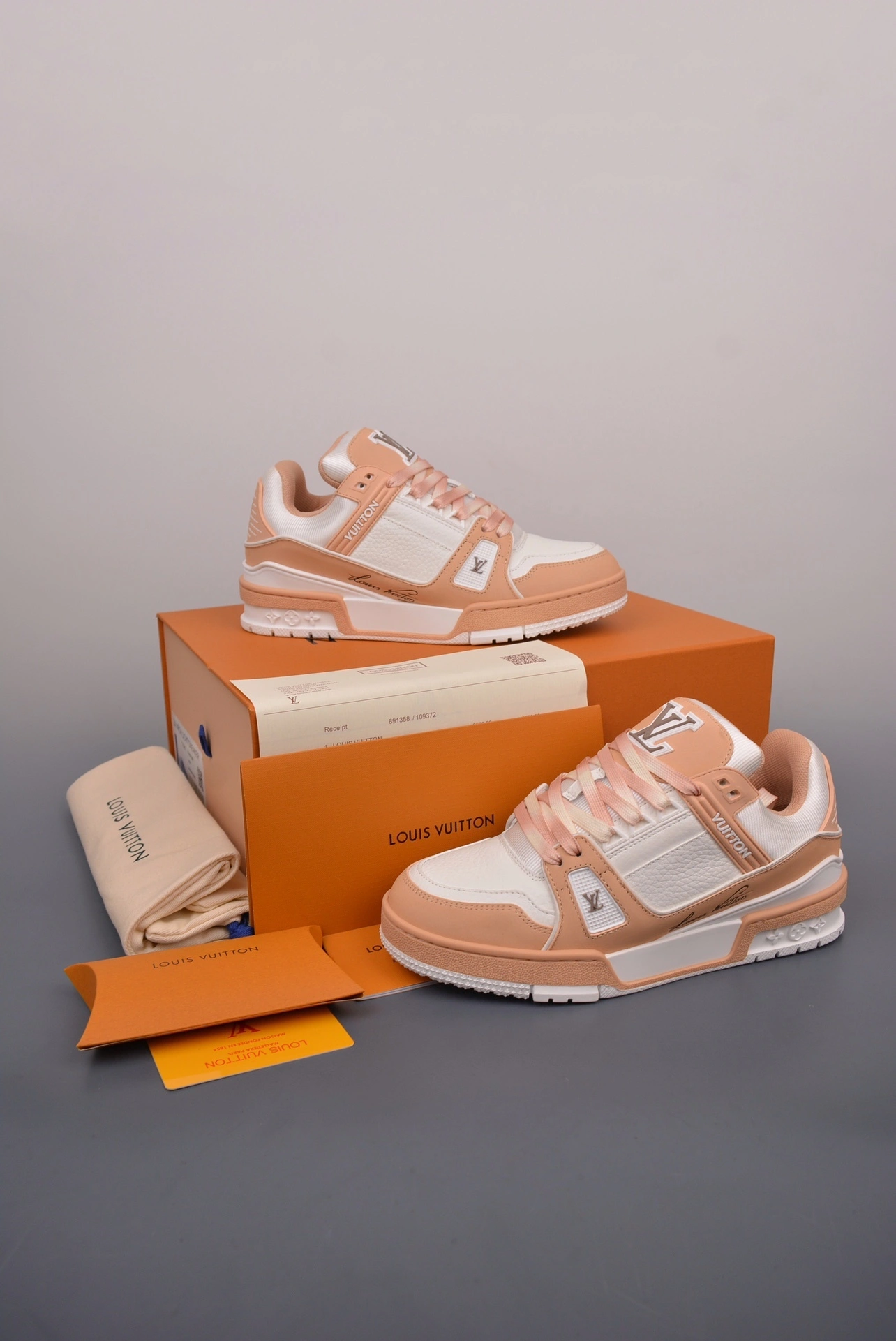 COCO-- 8V 1ACWA8 Trainer Calfskin item:D-X167H0144