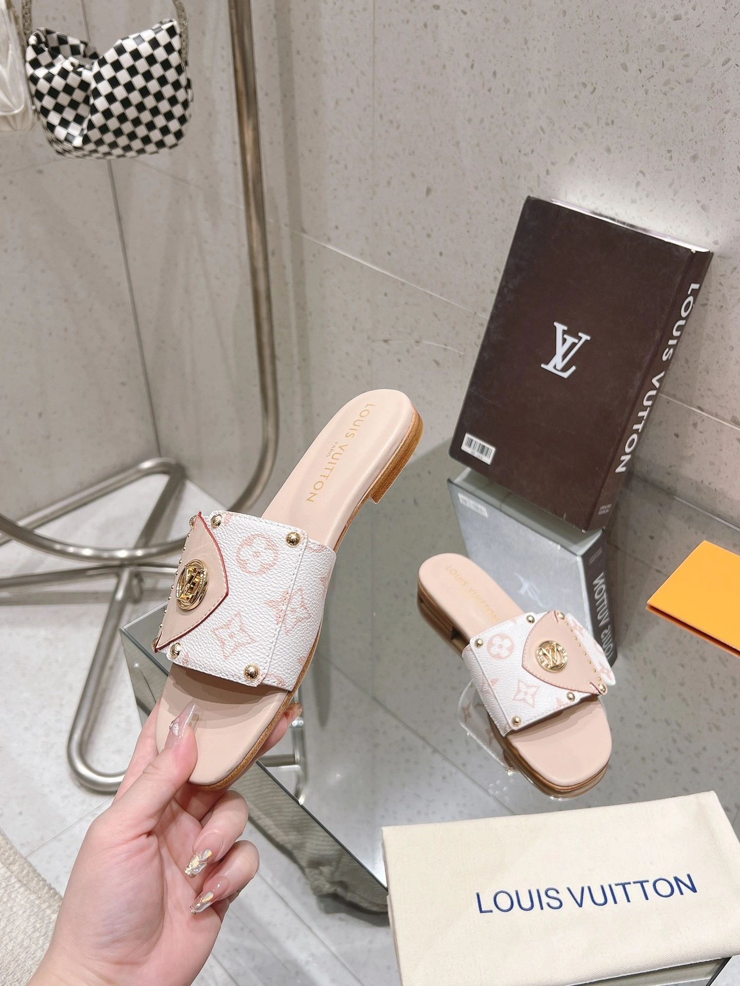 COCO-- 8V 1ACXII 1ACXX5 Calfskin item:D-X032F0110S