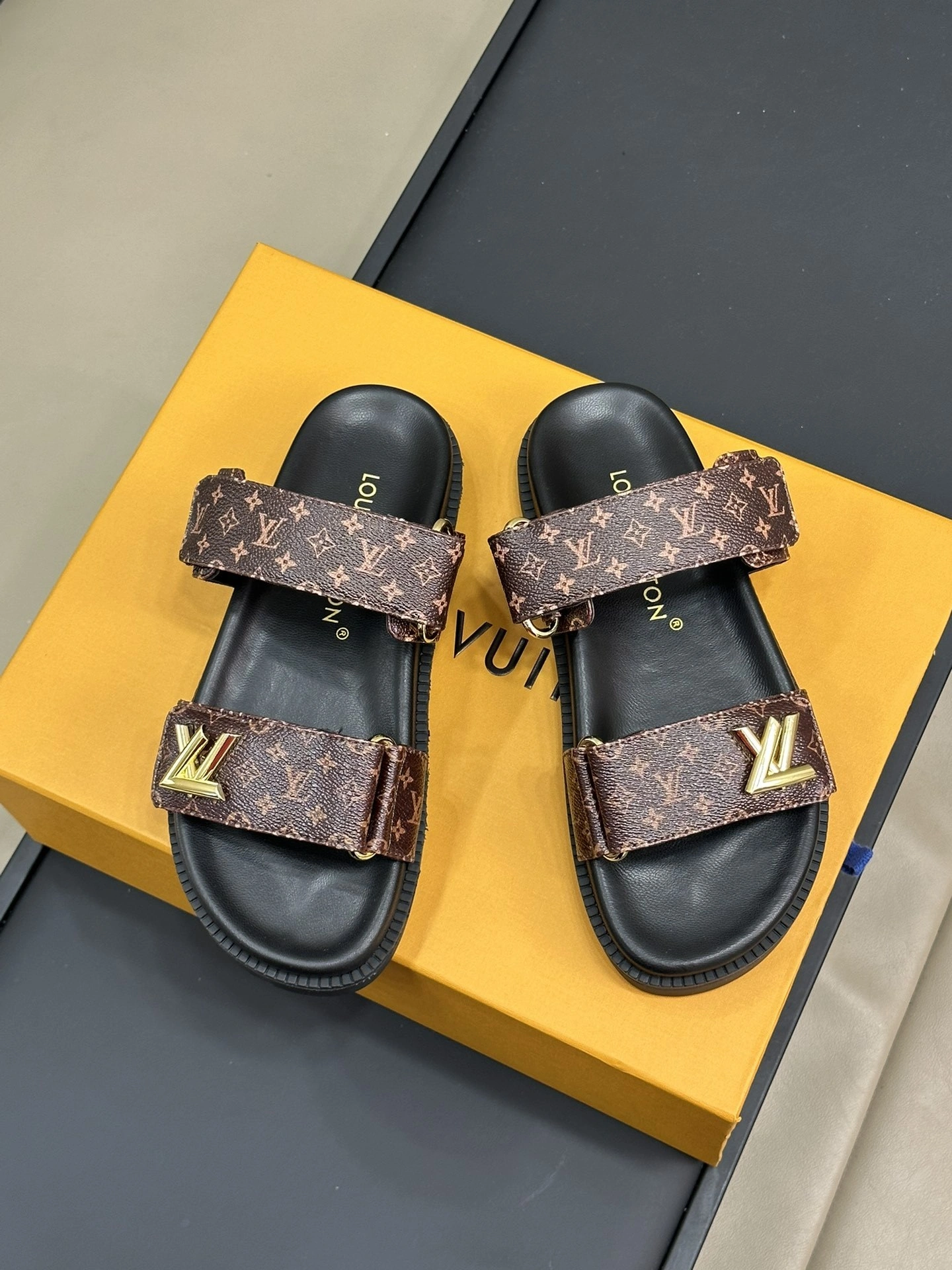COCO-- 8V 1AD1HK item:D-X298F0112S