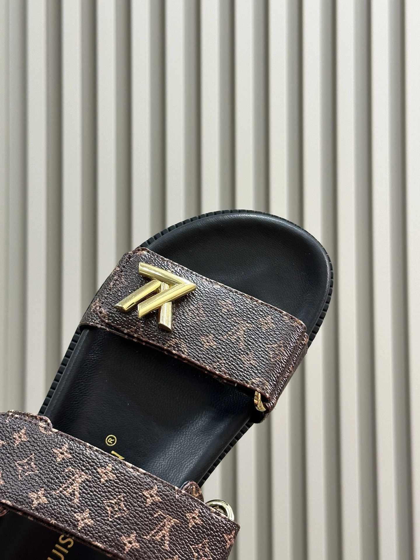 COCO-- 8V 1AD1HK item:D-X298F0112S