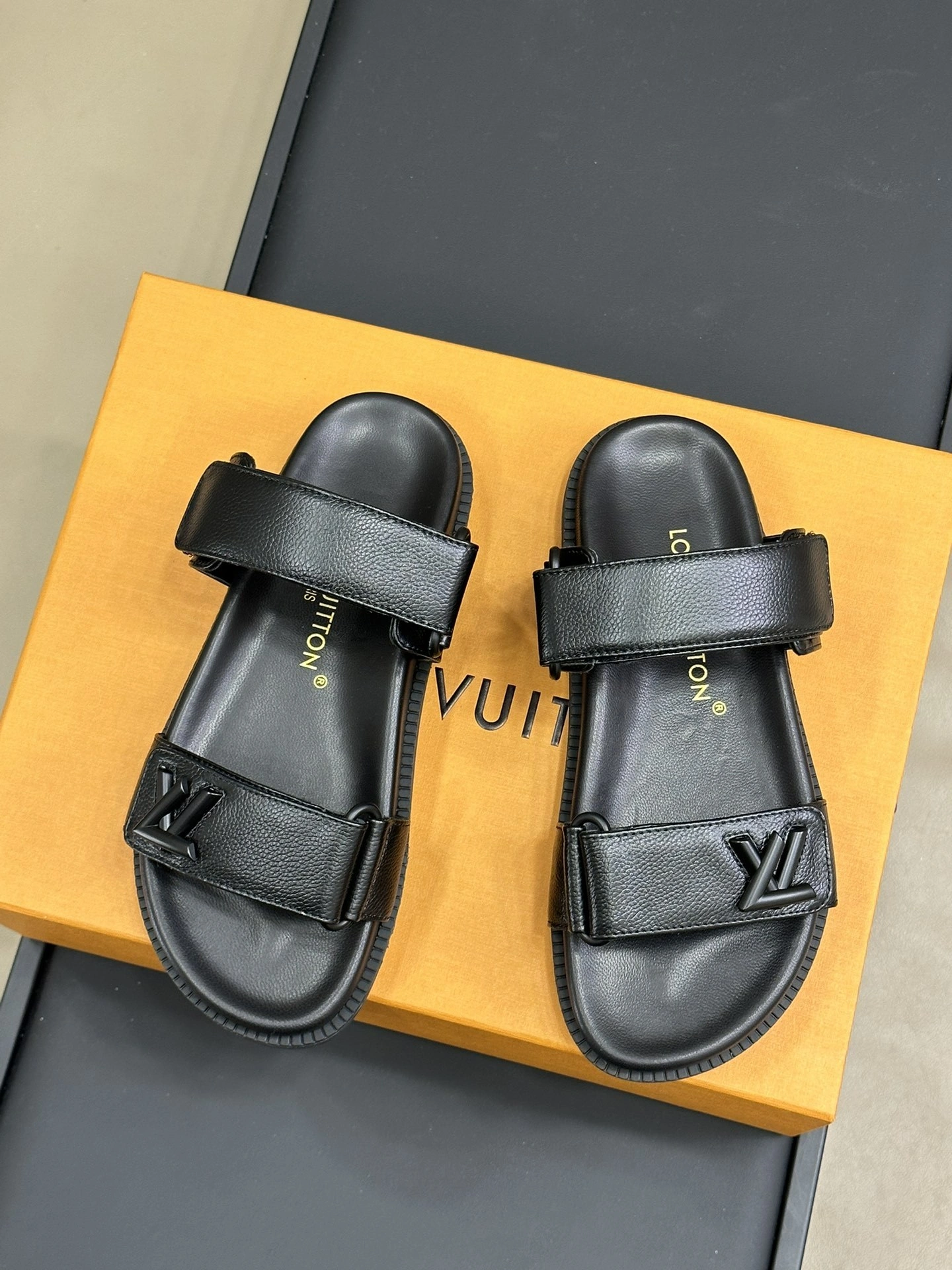 COCO-- 8V 1AD1JZ sheepskin item:D-X047I0306