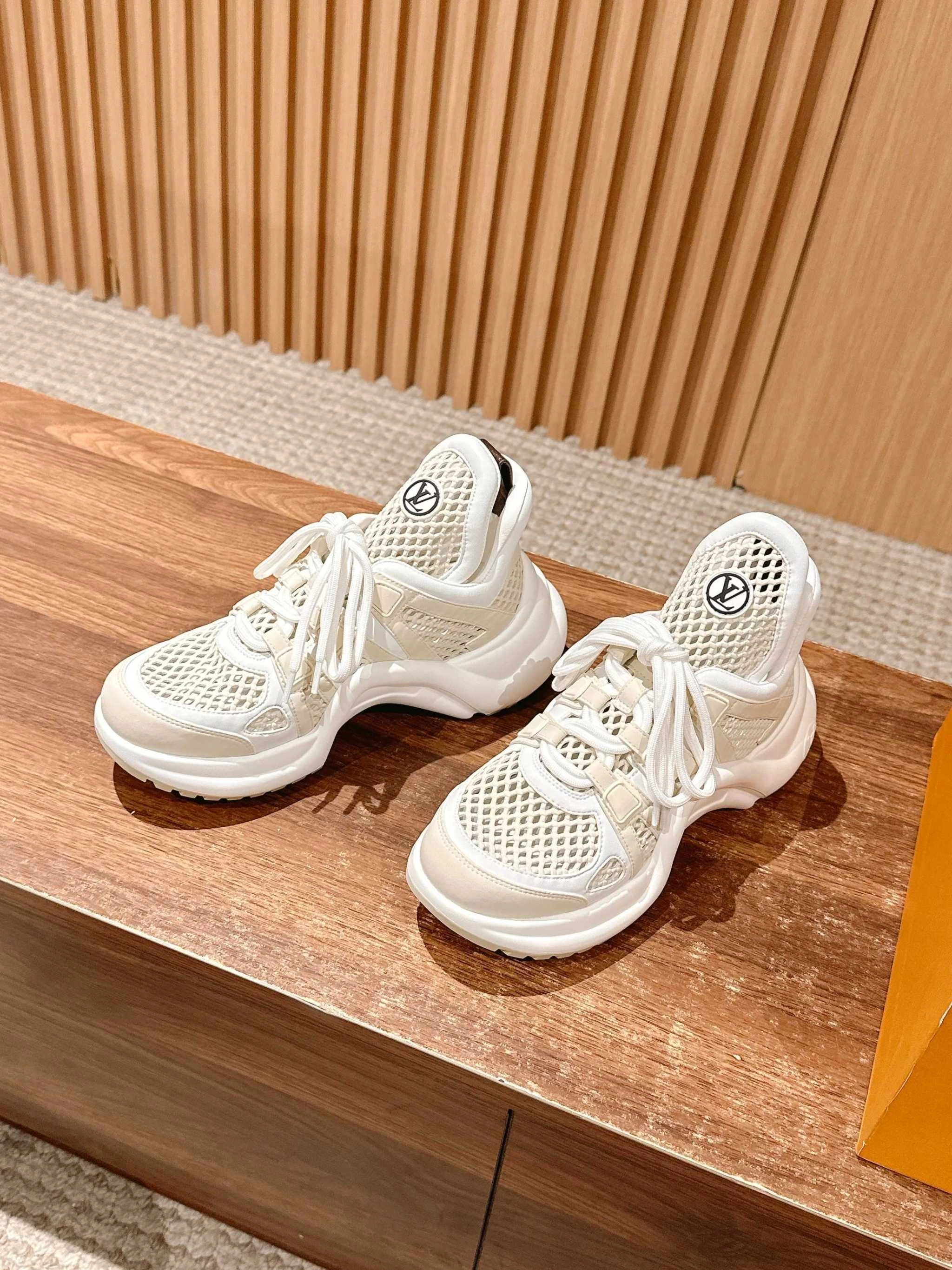 COCO-- 8V 1AD2M5 cowhide Thick soles：5CM item:E-X230F2612