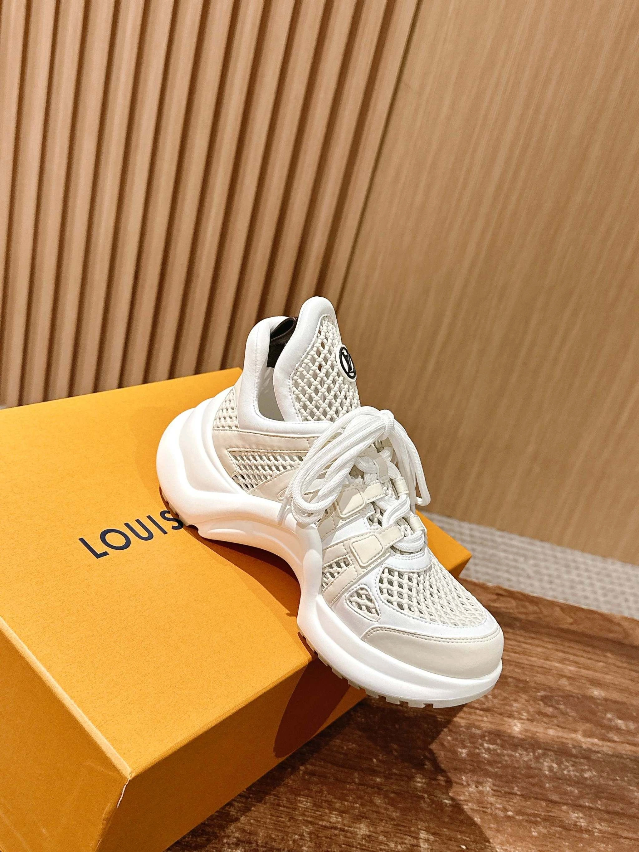 COCO-- 8V 1AD2M5 cowhide Thick soles：5CM item:E-X230F2612