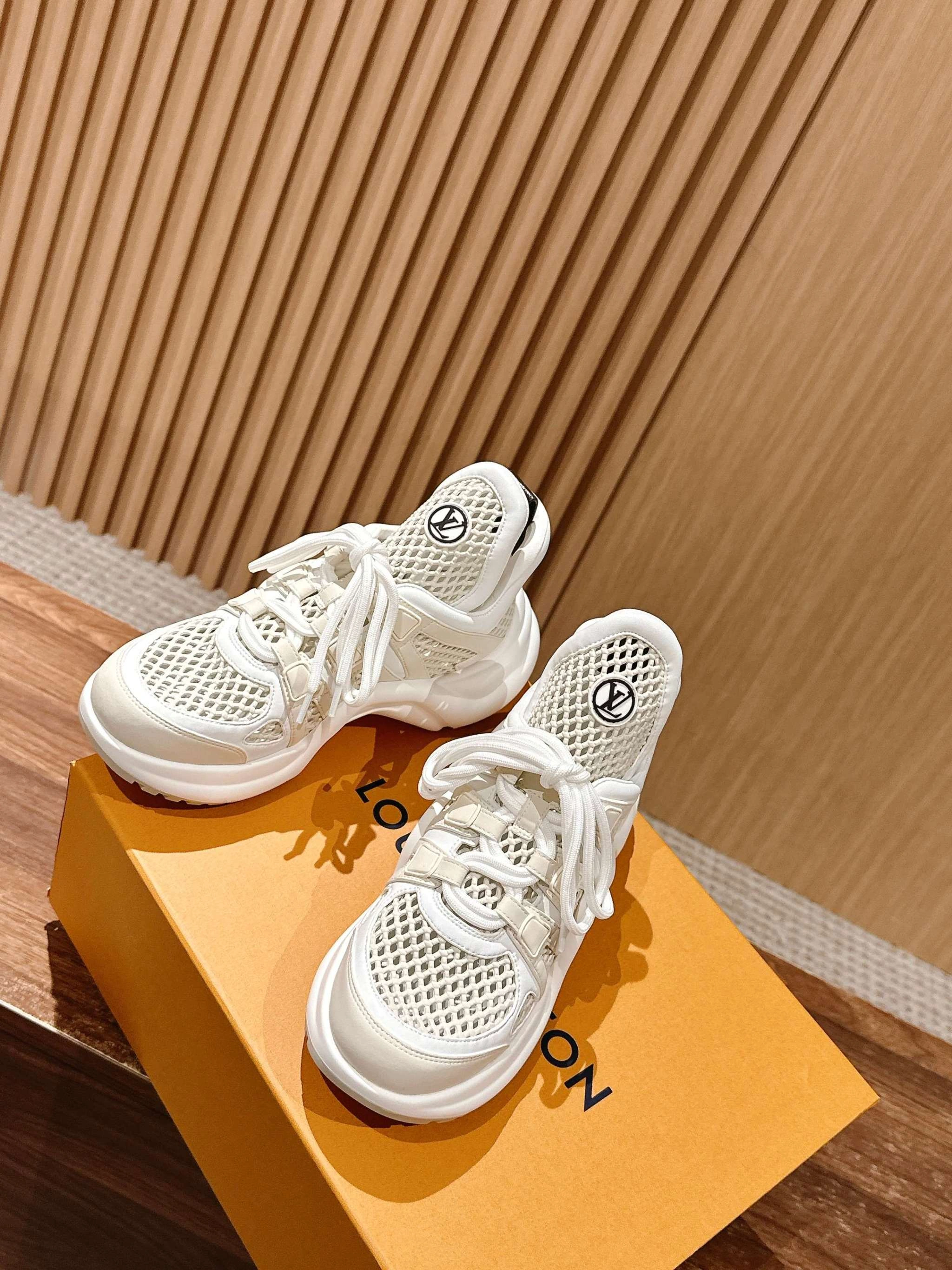 COCO-- 8V 1AD2M5 cowhide Thick soles：5CM item:E-X230F2612