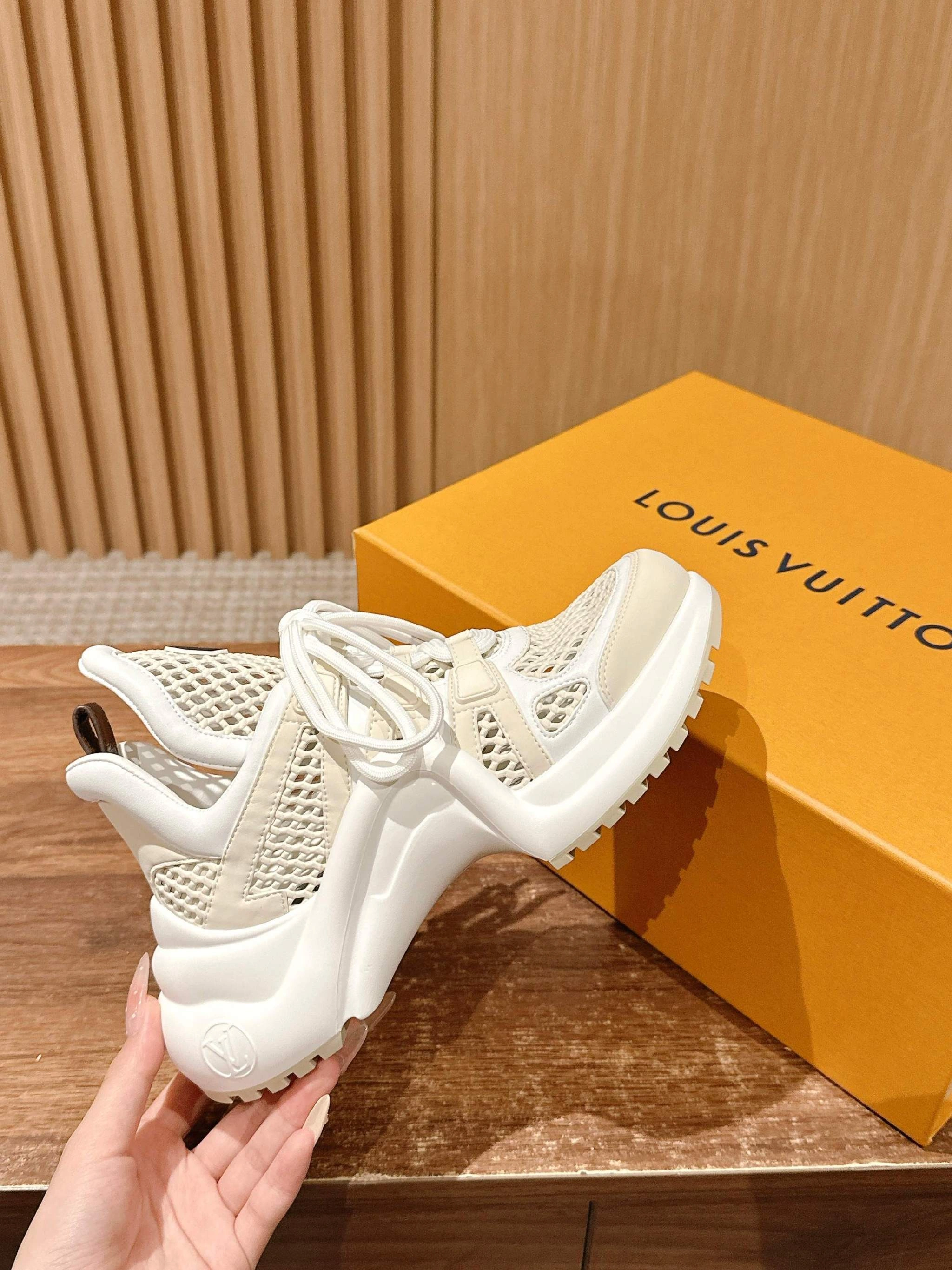 COCO-- 8V 1AD2M5 cowhide Thick soles：5CM item:E-X230F2612