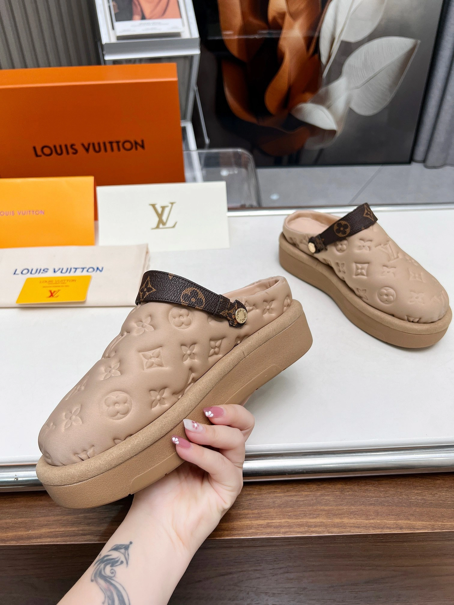 COCO-- 8V 1AD3II sheepskin item:D-X000I0347