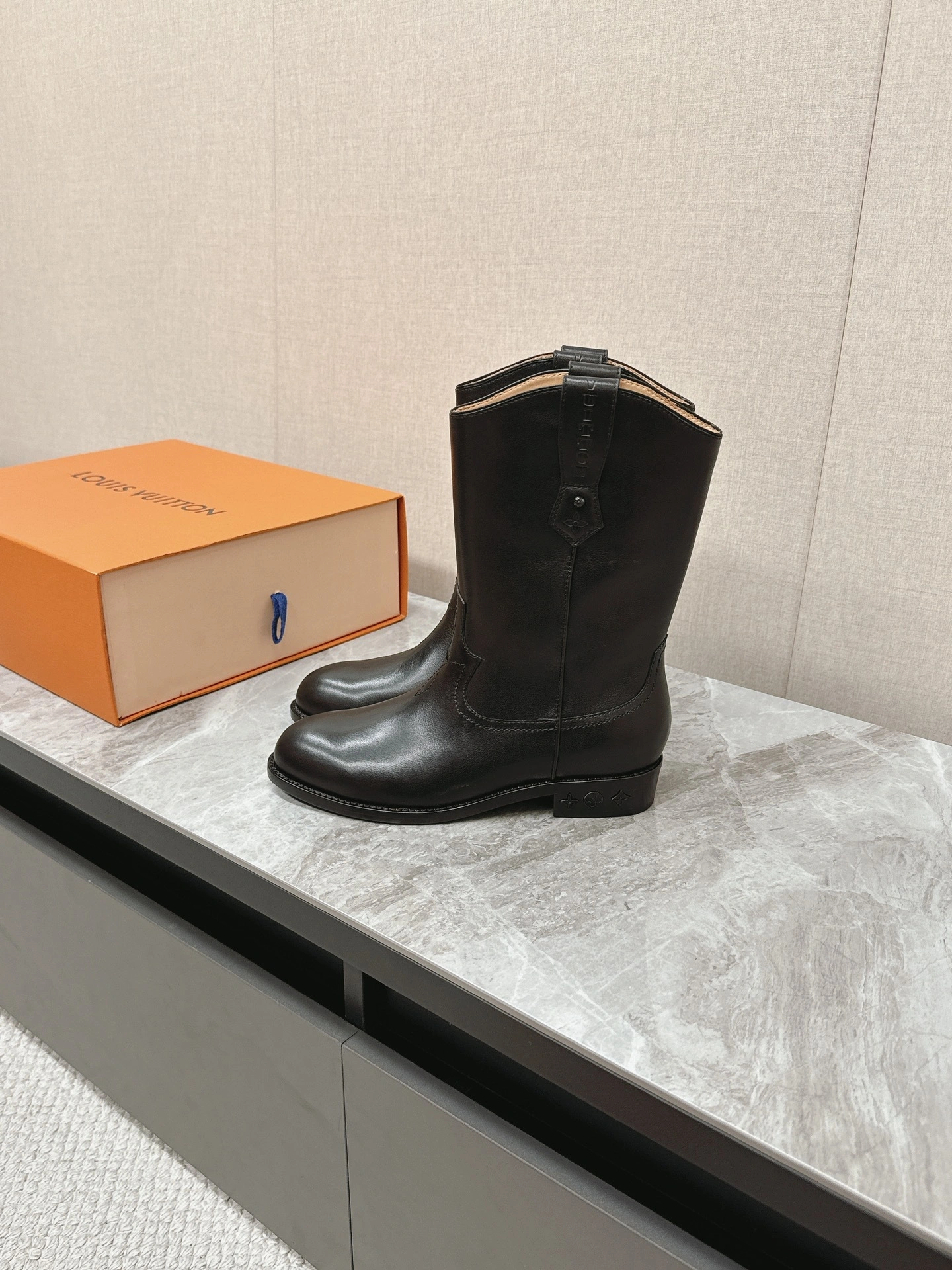 COCO-- 8V 1AD7HZ cowhide item:D-X150H2416