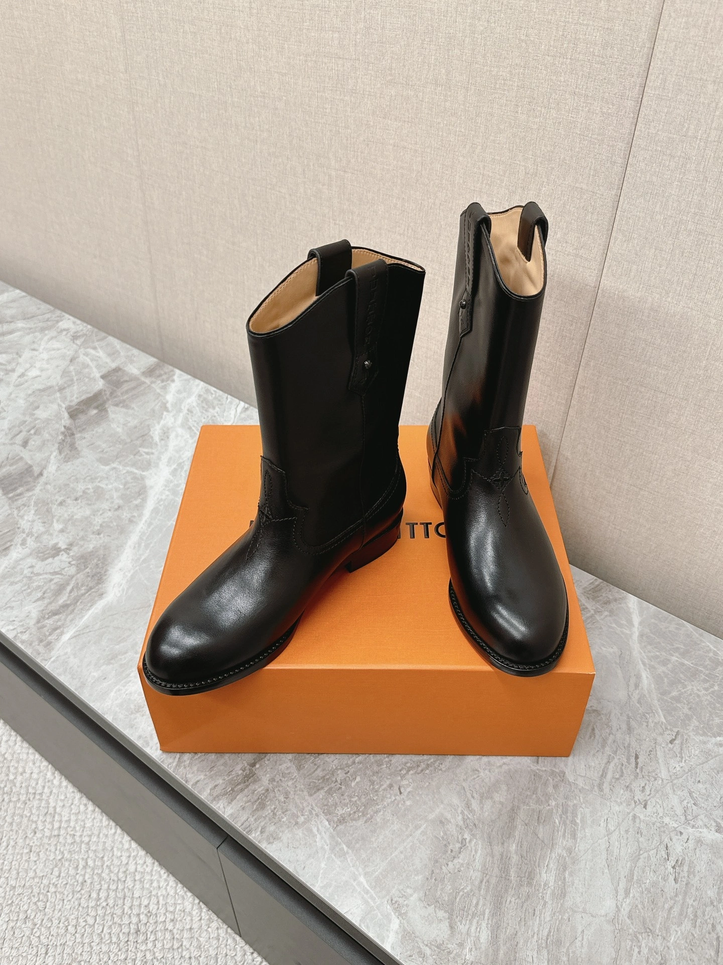 COCO-- 8V 1AD7HZ cowhide item:D-X150H2416