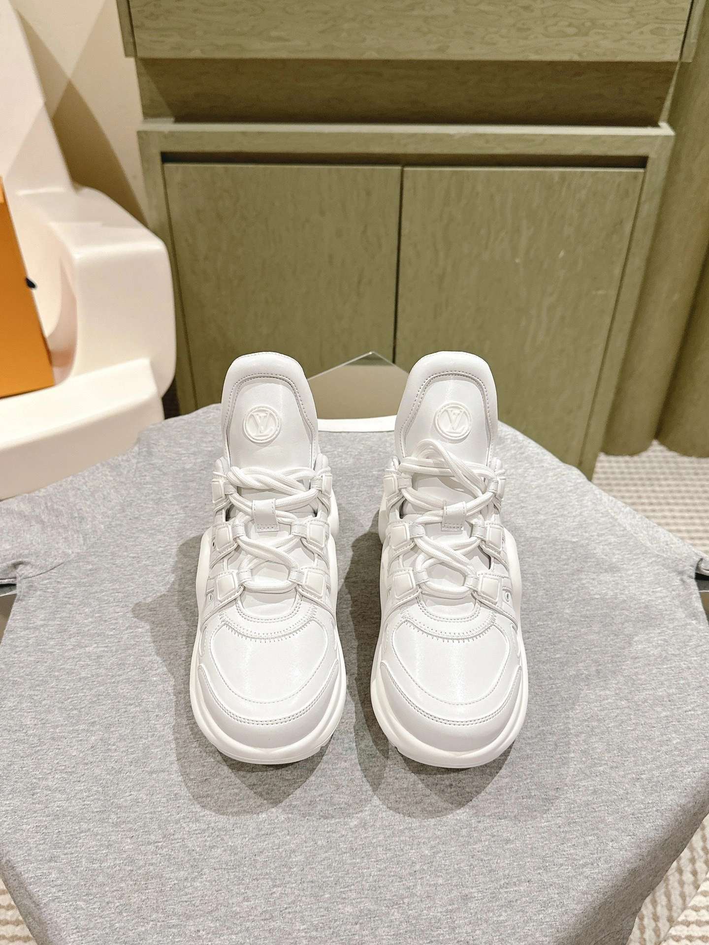COCO-- 8V 1ADBUH item：E-X362I0606
