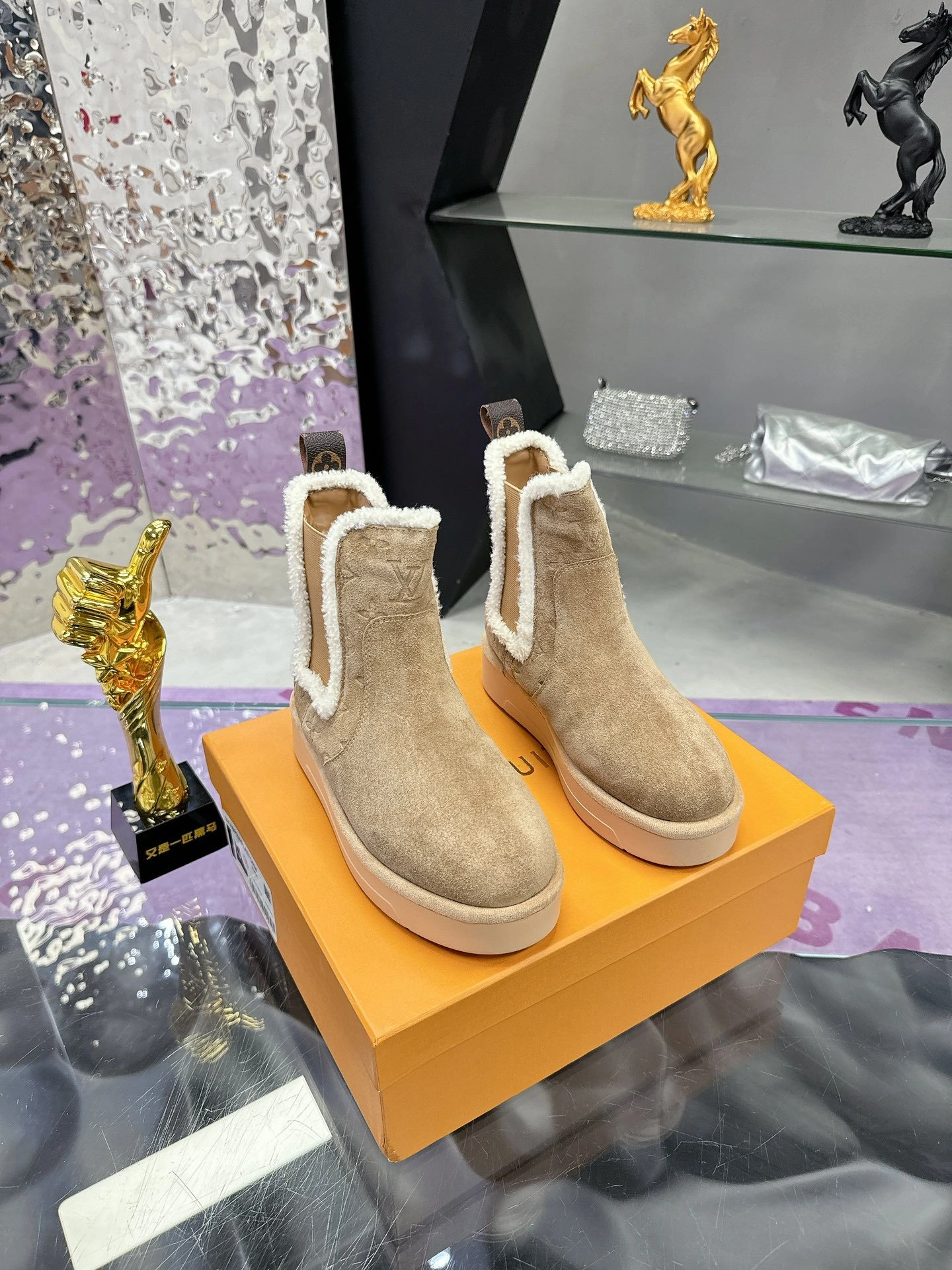 COCO-- 8V 1ADC7C cowhide wool item:D-X555L2018