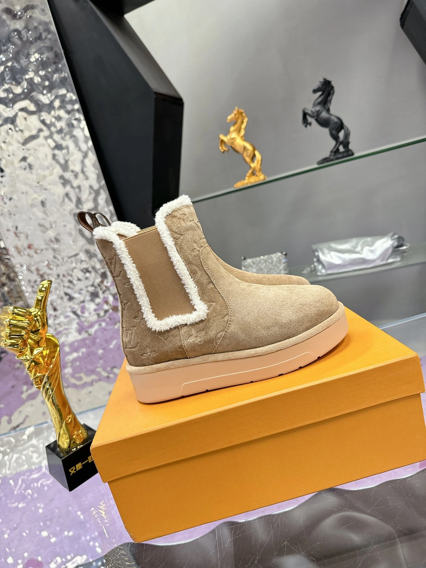 COCO-- 8V 1ADC7C cowhide wool item:D-X555L2018