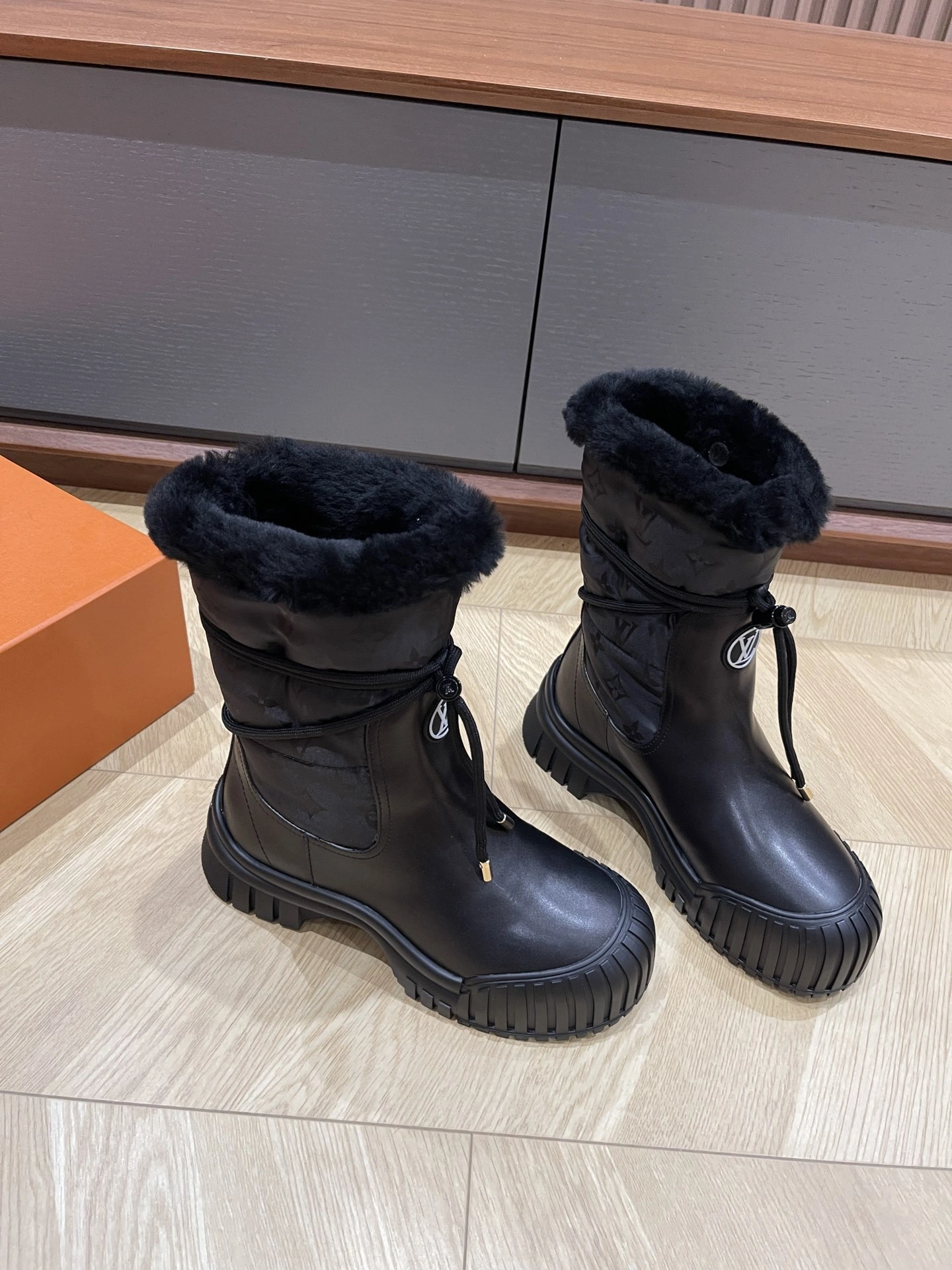 COCO-- 8V 1ADCBL cowhide wool item:E-X003L1222B