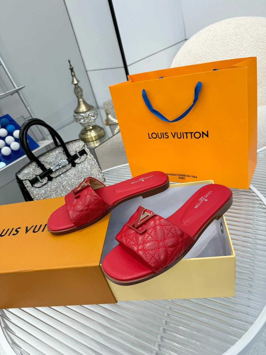 COCO-- 8V 1ADCEA Calfskin sheepskin item:E-X198D4135