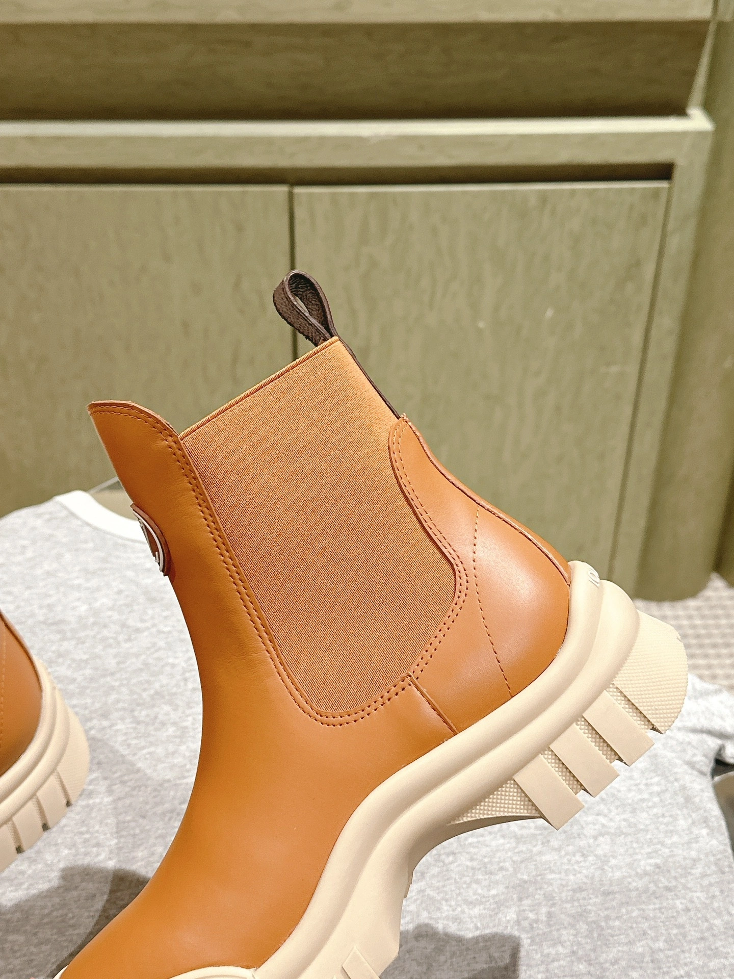 COCO-- 8V 1ADCY1 cowhide item：E-X362I2903