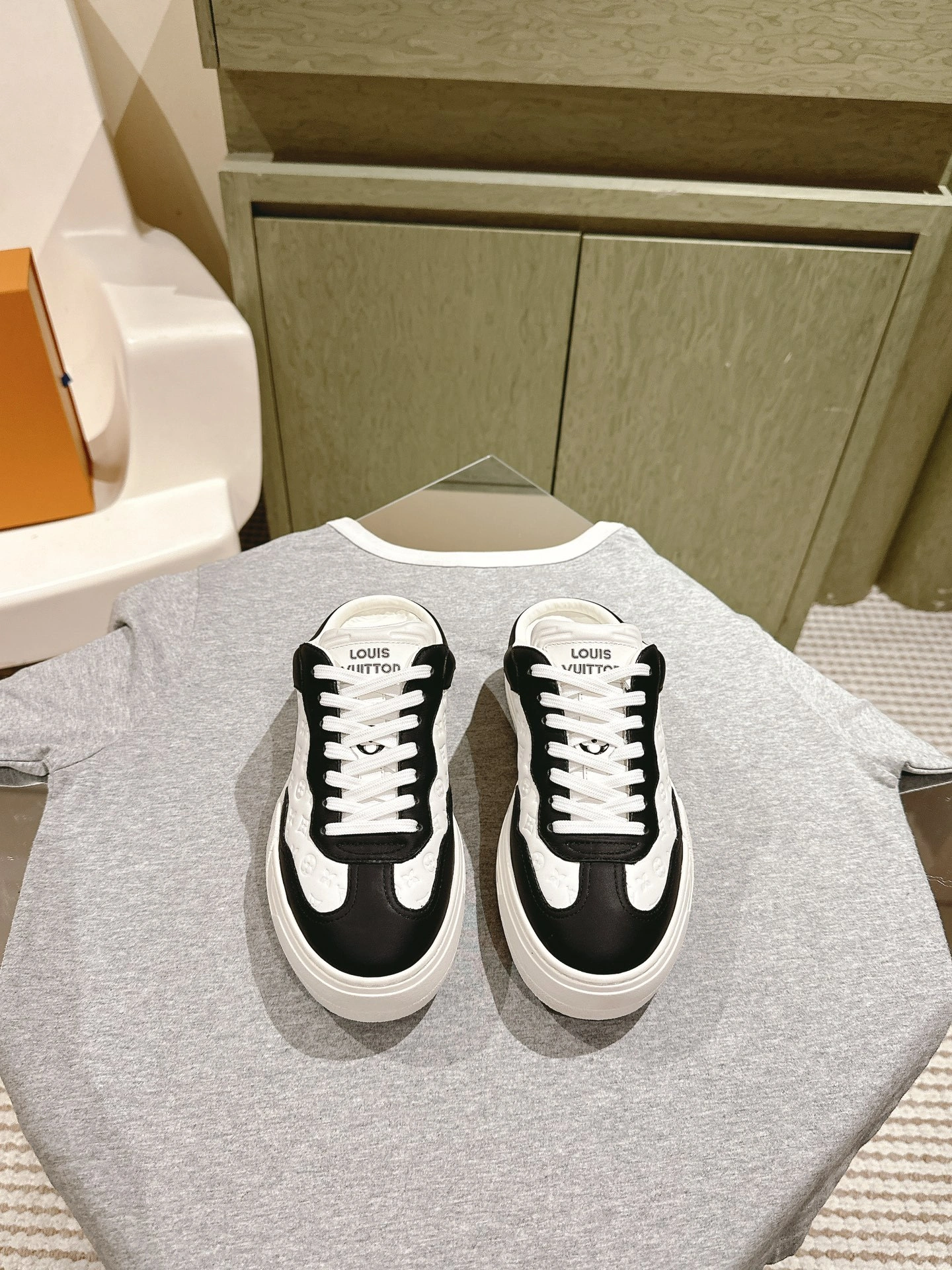 COCO-- 8V 1ADD9H cowhide item：E-X362I0609
