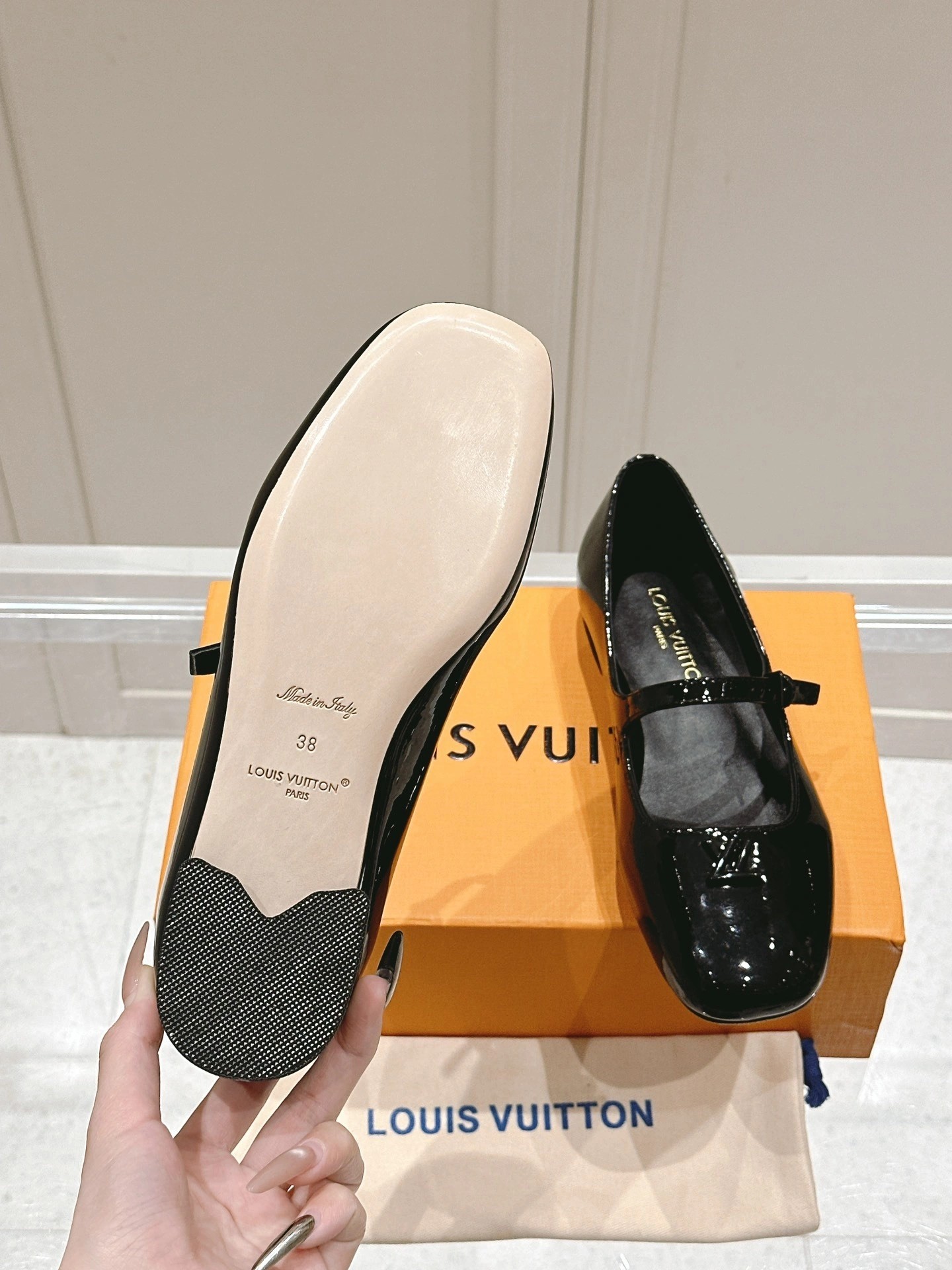 COCO-- 8V 1AGULC Calfskin goatskin Heel height：1CM item:E-X198D4116