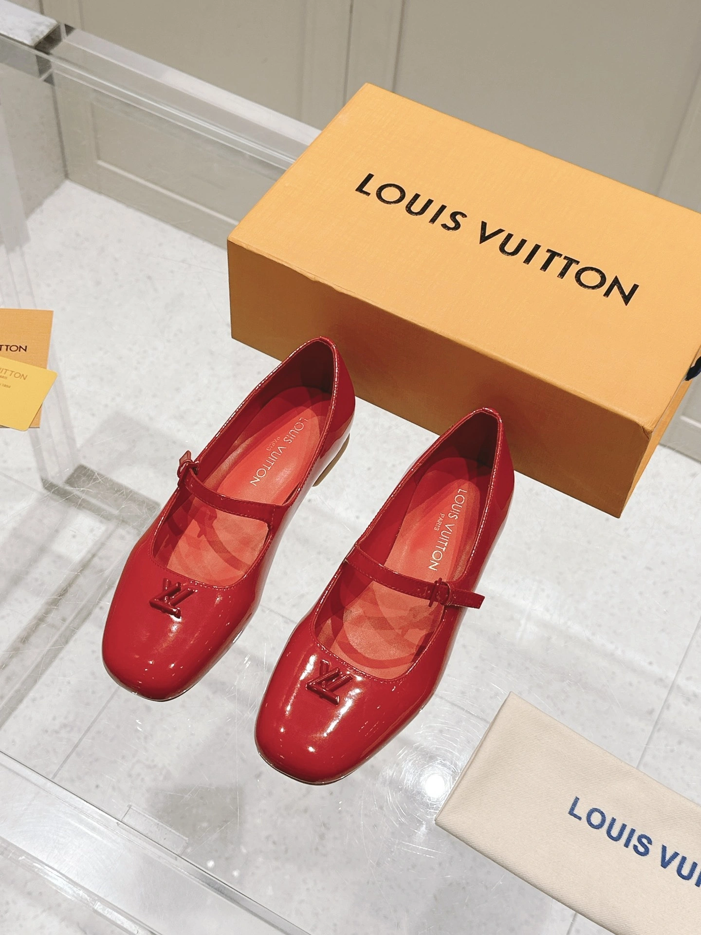 COCO-- 8V 1AGUM0 Calfskin goatskin Heel height：1CM item:E-X198D4118