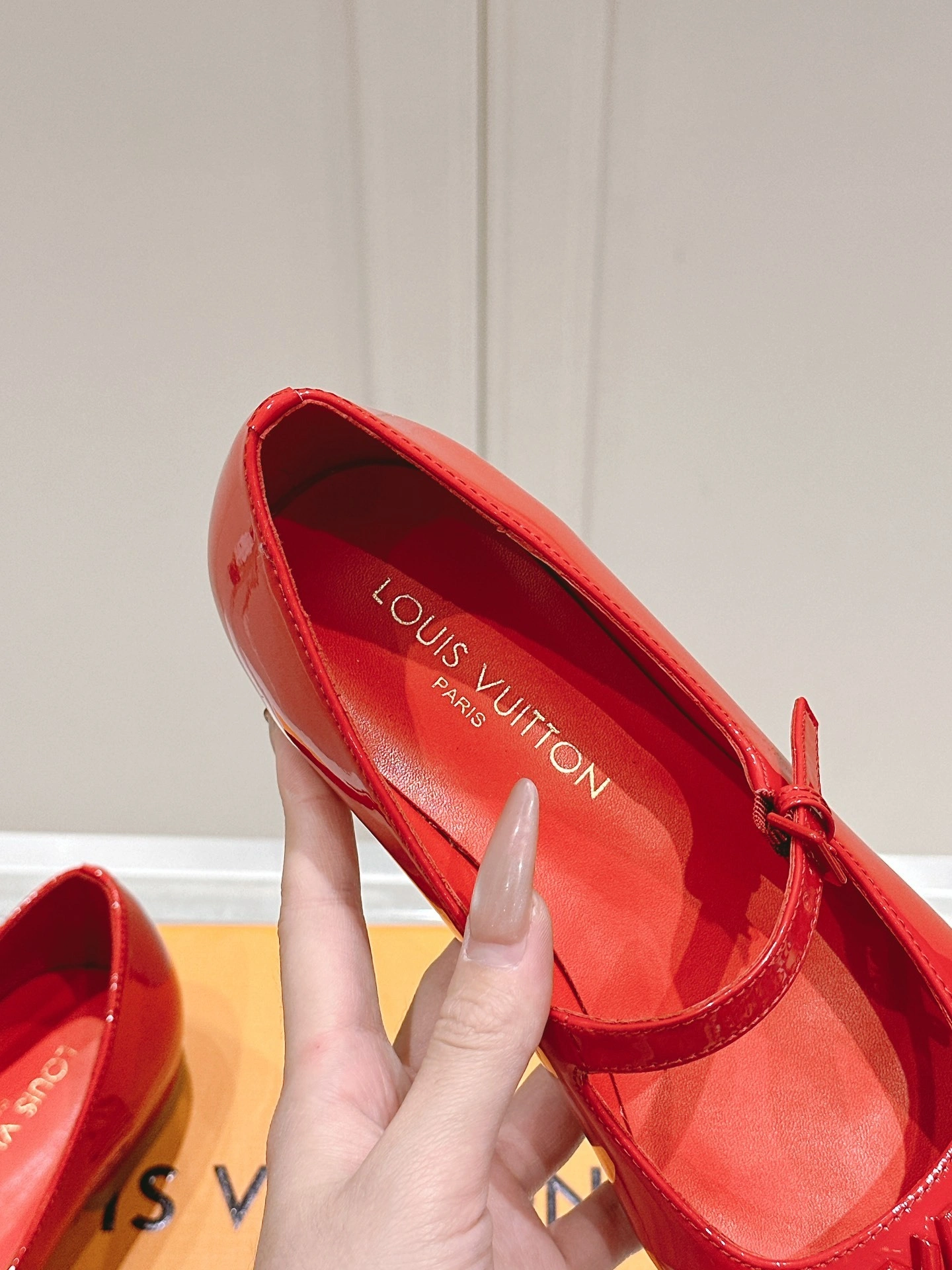 COCO-- 8V 1AGUM0 Calfskin goatskin Heel height：1CM item:E-X198D4118