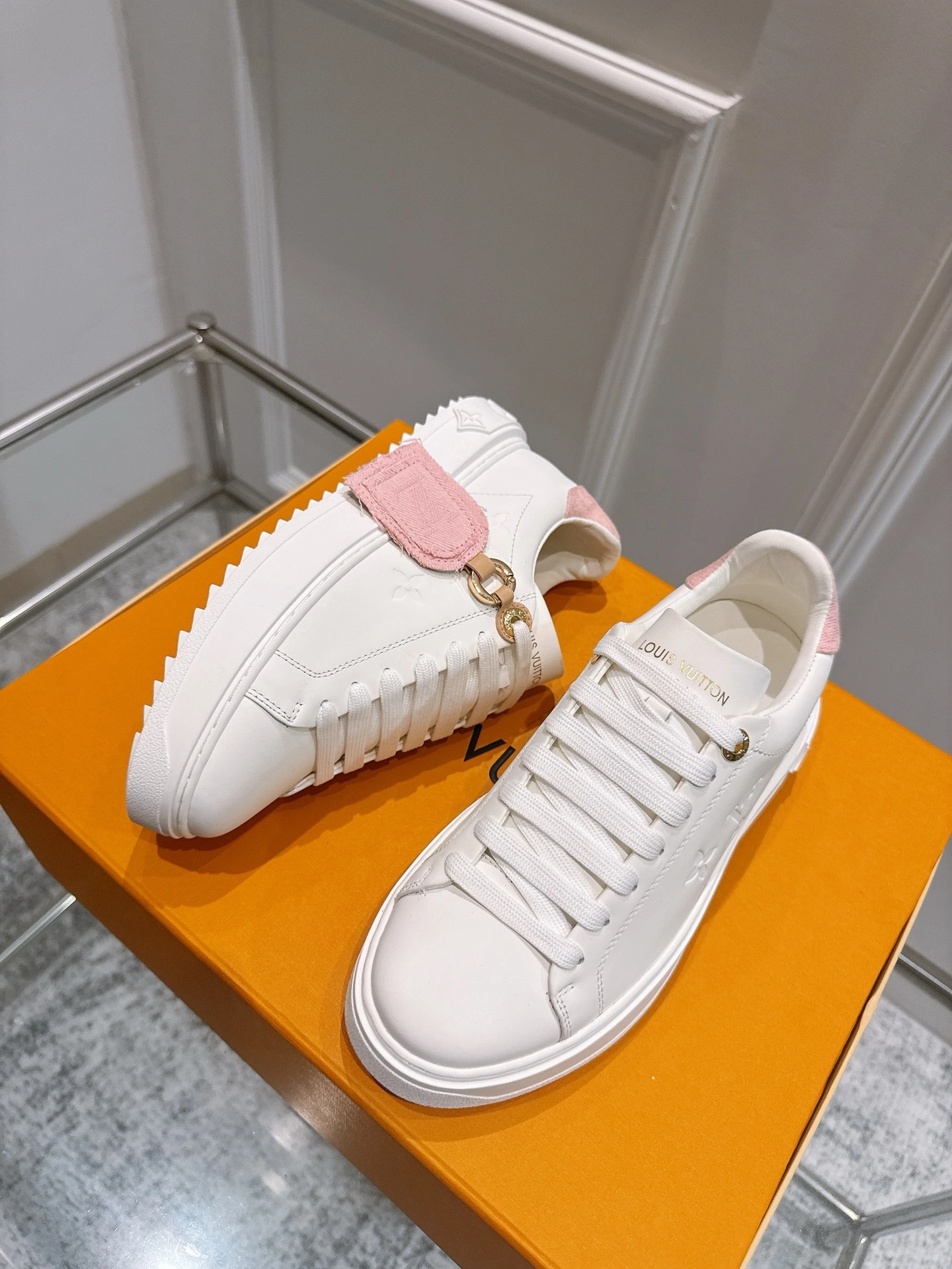 COCO-- 8V 1AGUXO cowhide sheepskin Thick soles:4CM item:E-X362H2712