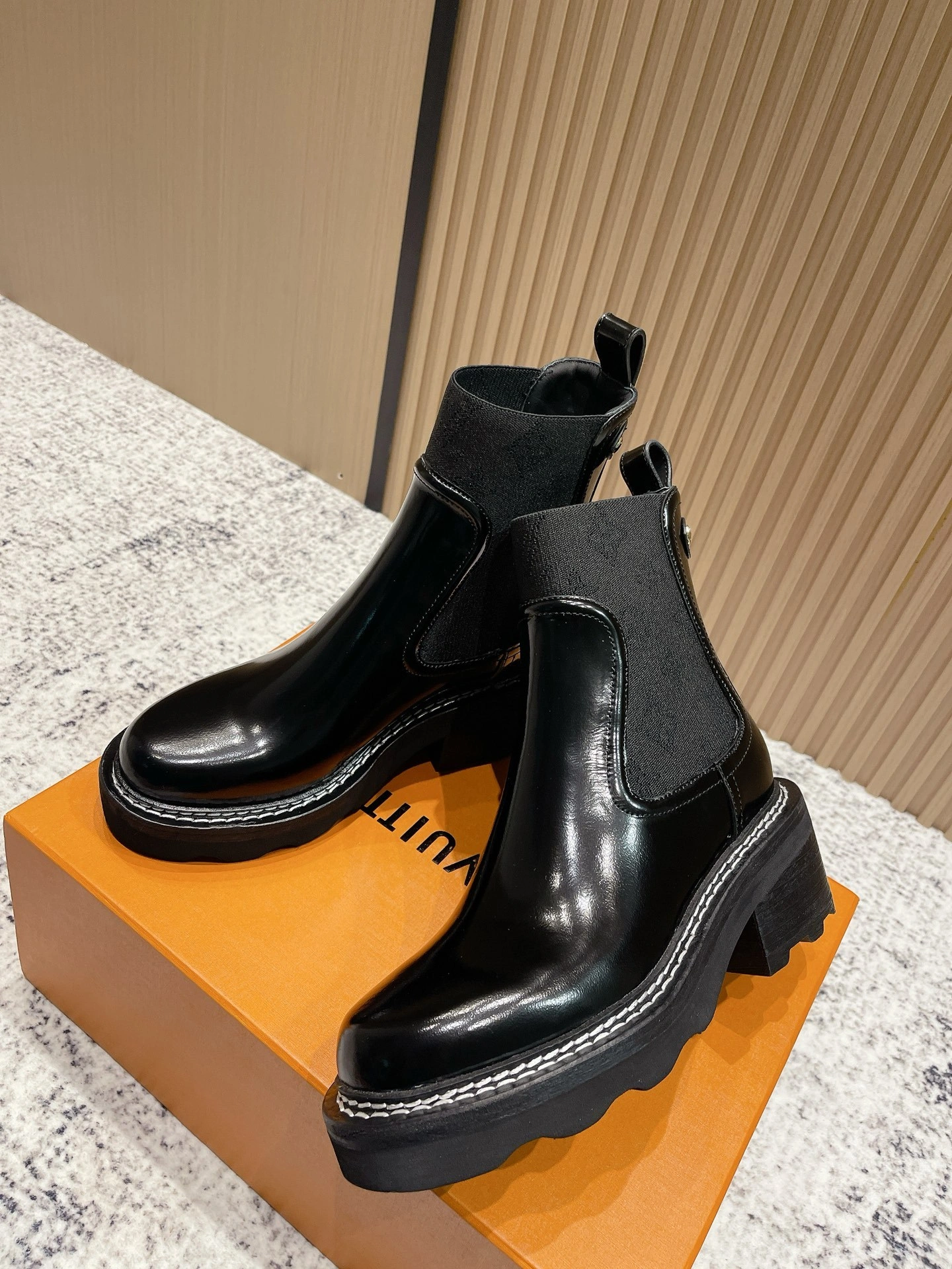 COCO-- 8V 1AGV88 Calfskin Heel height ：6cm item:E-X362J2919