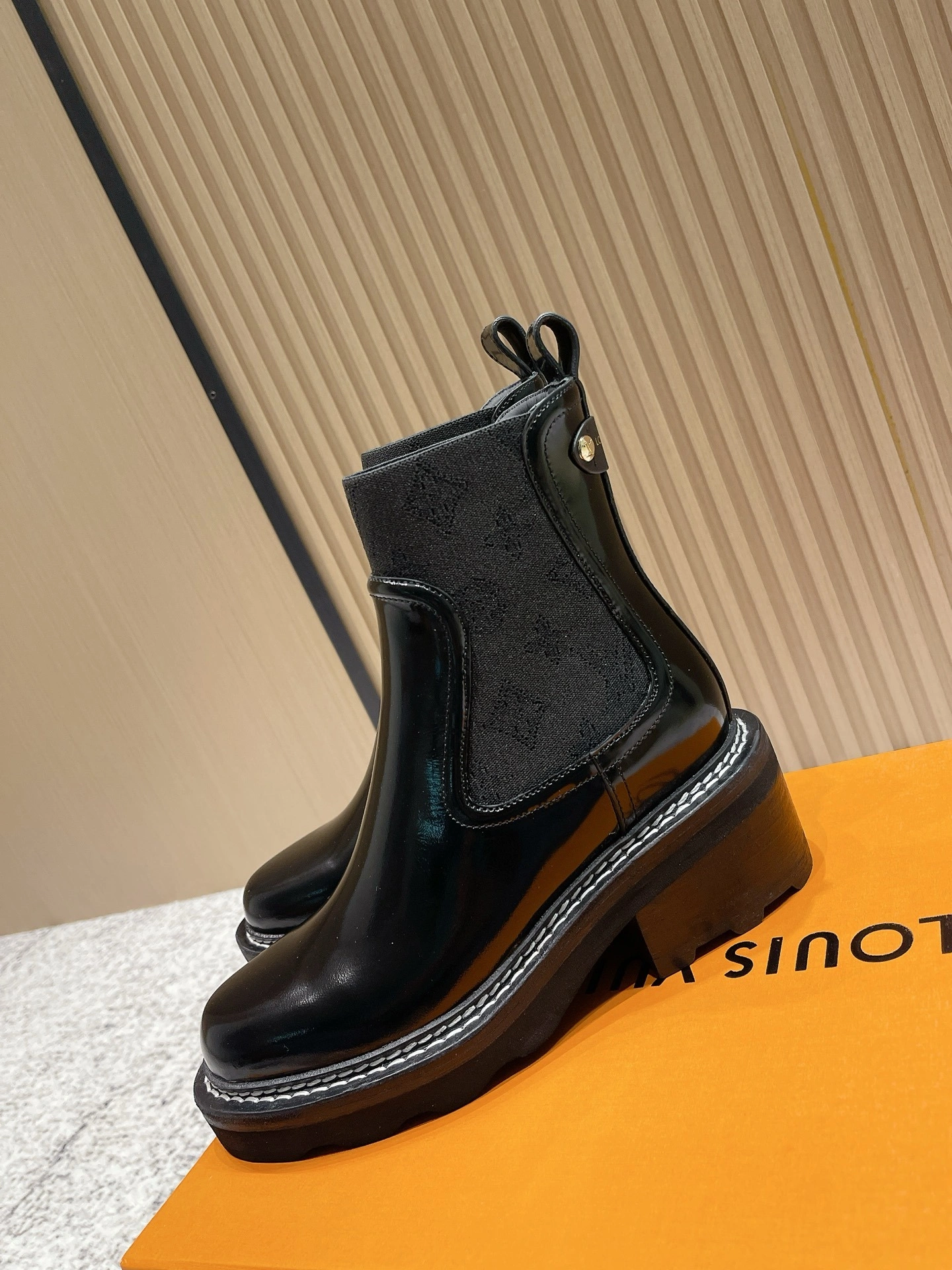 COCO-- 8V 1AGV88 Calfskin Heel height ：6cm item:E-X362J2919