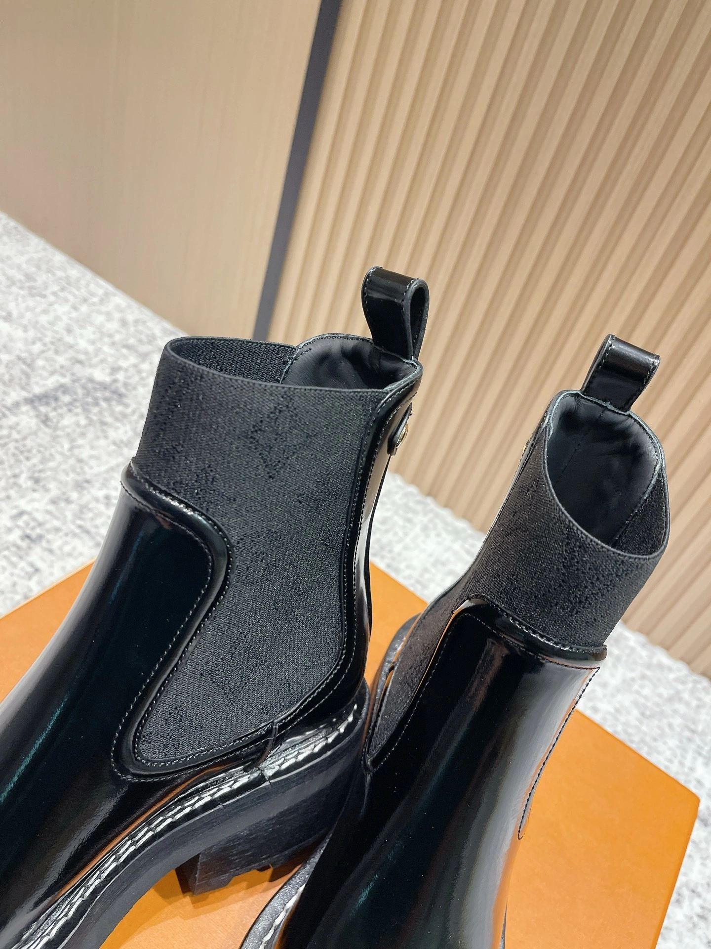 COCO-- 8V 1AGV88 Calfskin Heel height ：6cm item:E-X362J2919