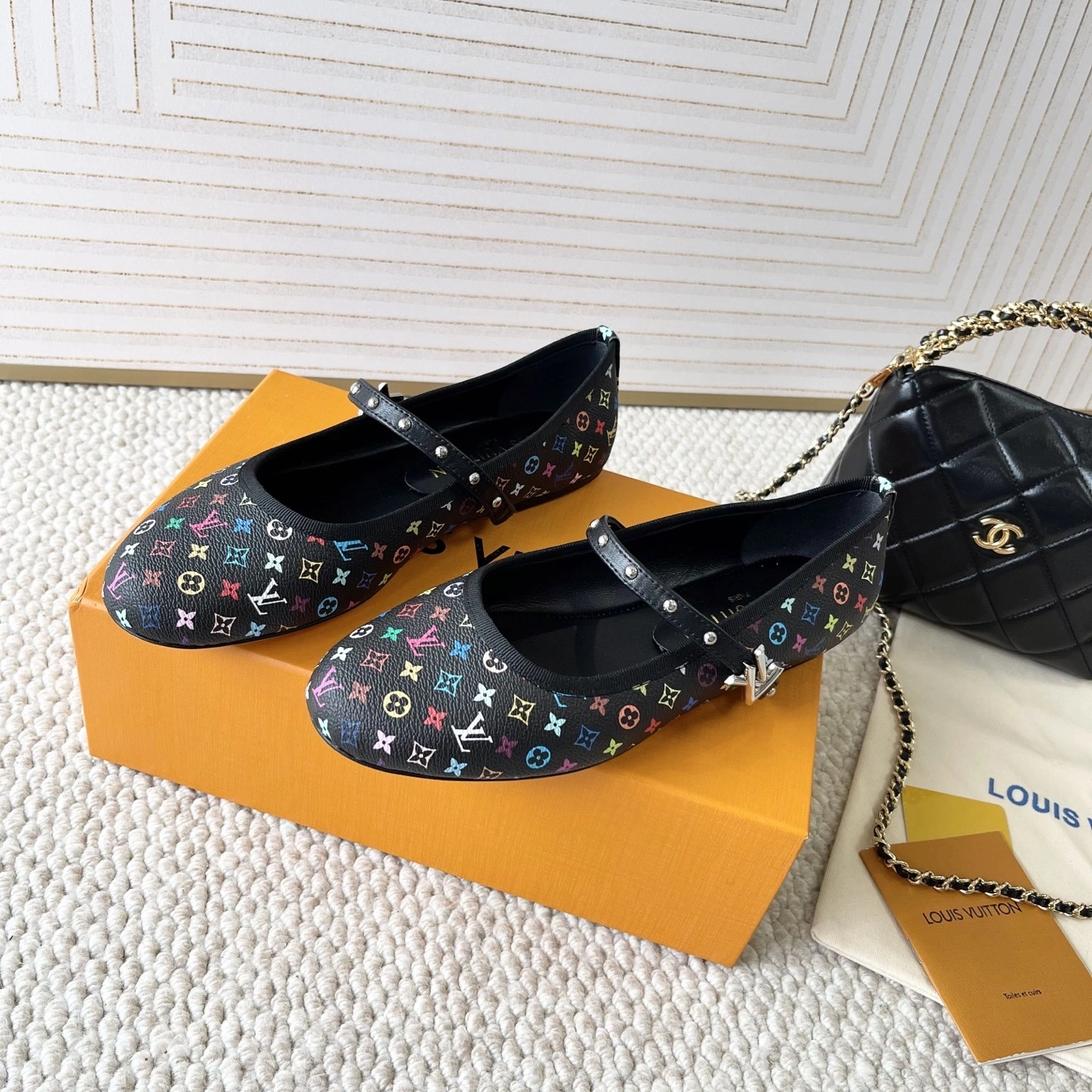 COCO-- 8V 1AGVCD sheepskin item:E-X000C1843