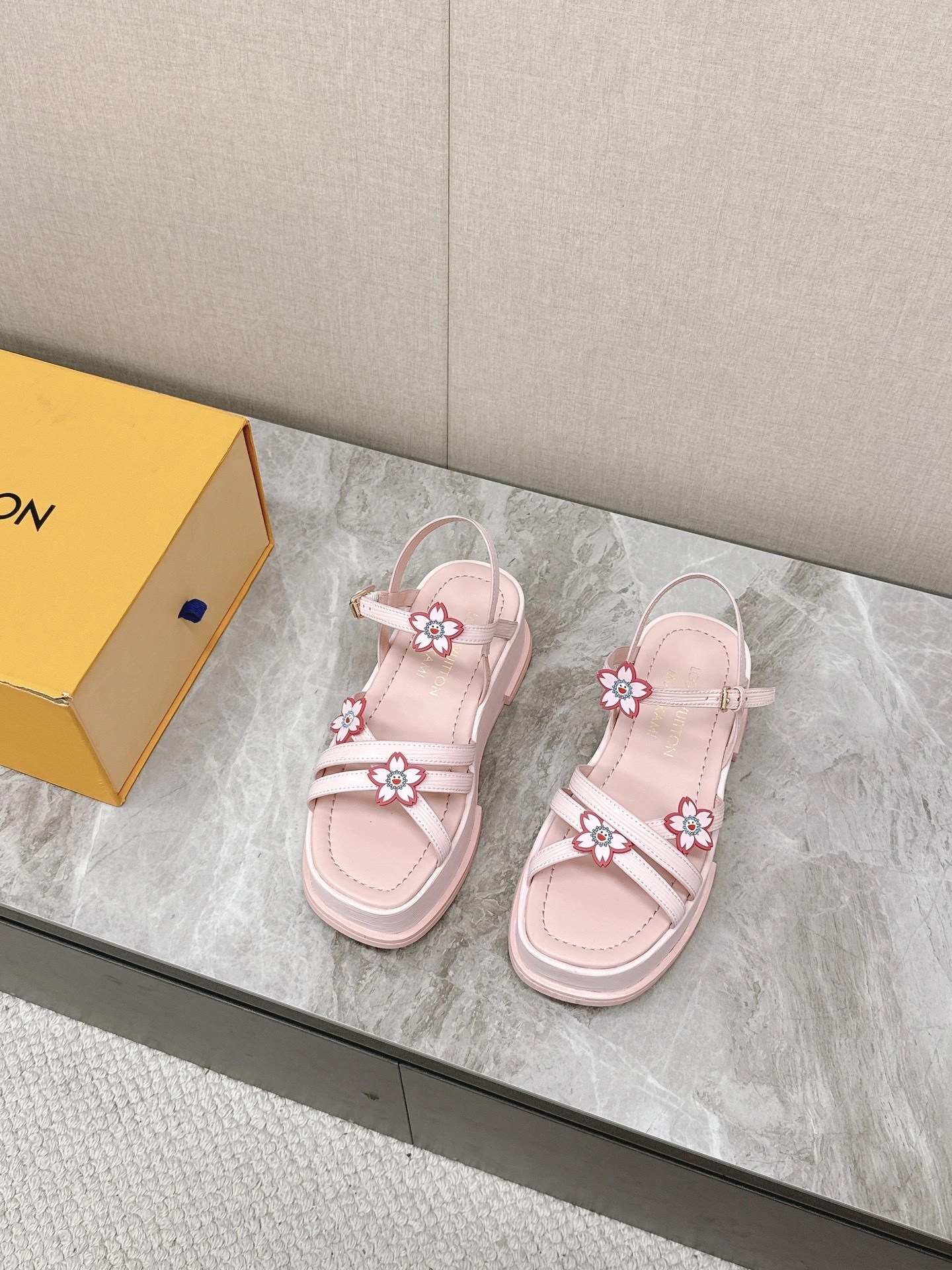 COCO-- 8V 1AGVO0 Maya Flatform Thick soles：5CM cowhide item:E-X000D4029