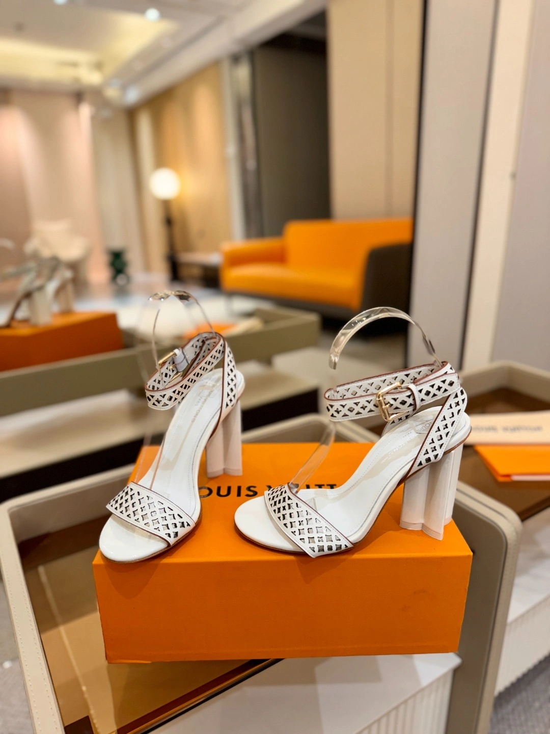 COCO-- 8V 1AGWLD Calfskin goatskin Heel height：10CM item:E-X158D4122