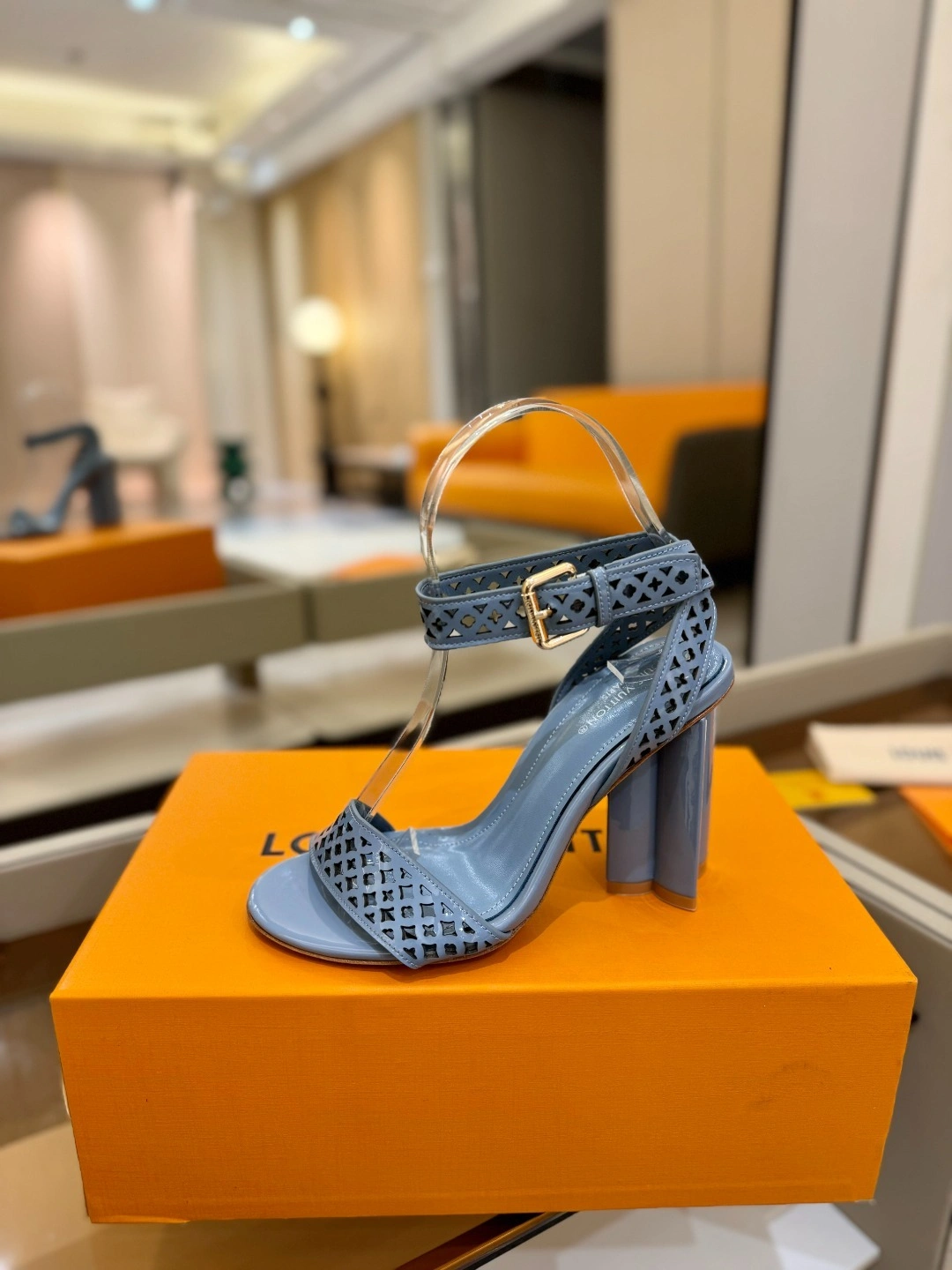 COCO-- 8V 1AGWLZ Calfskin goatskin Heel height：10CM item:E-X158D4121