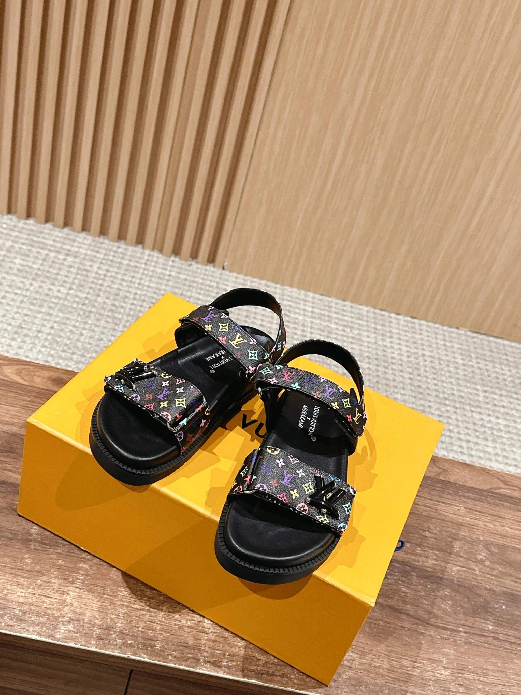 COCO-- 8V 1AGXF6 sheepskin item:E-X158C1821