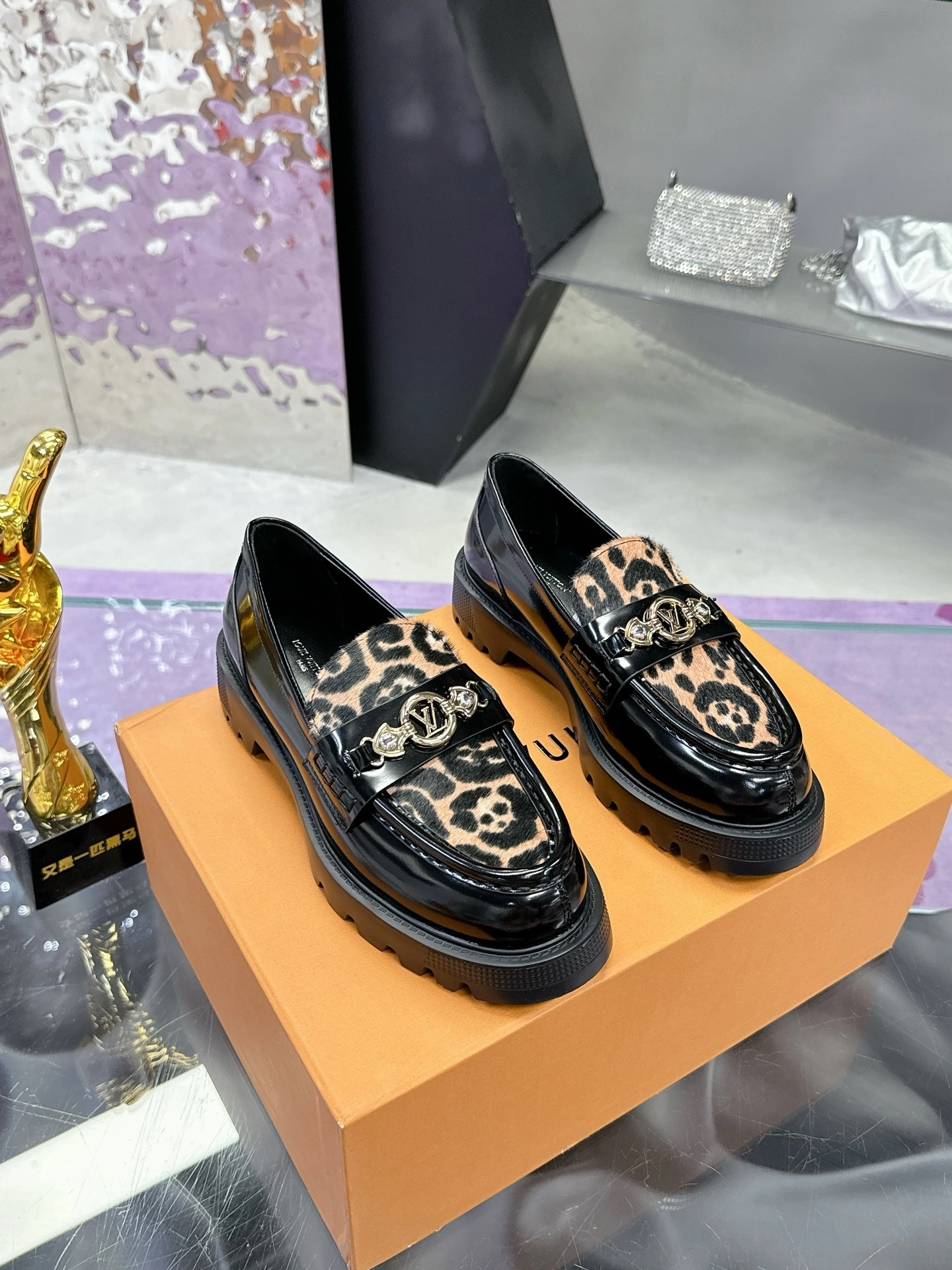 COCO-- 8V 1AGXJK cowhide sheepskin Thick soles：5CM item:E-X158C1805