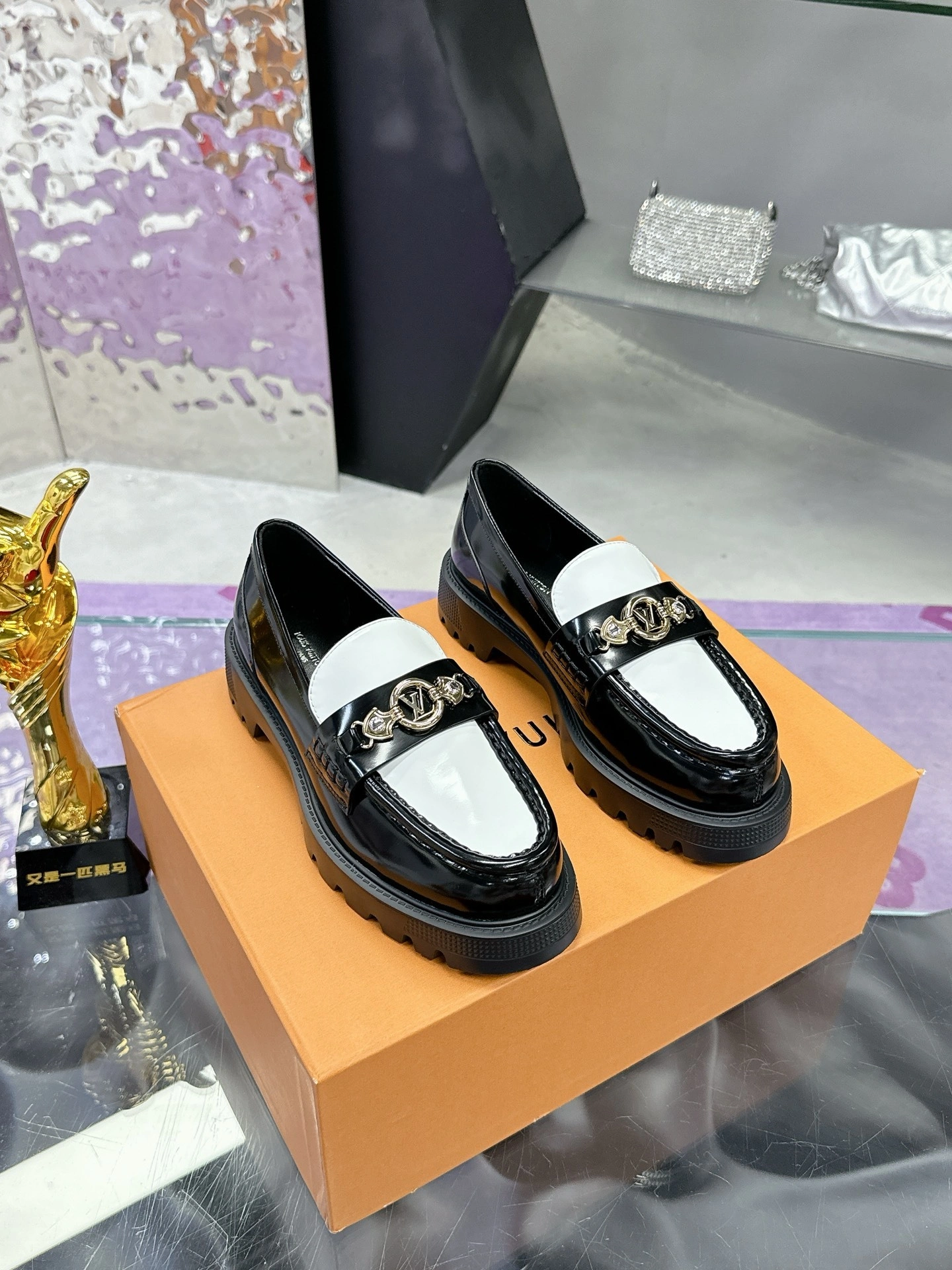 COCO-- 8V 1AGXKU cowhide sheepskin Thick soles：5CM item:E-X158C1808