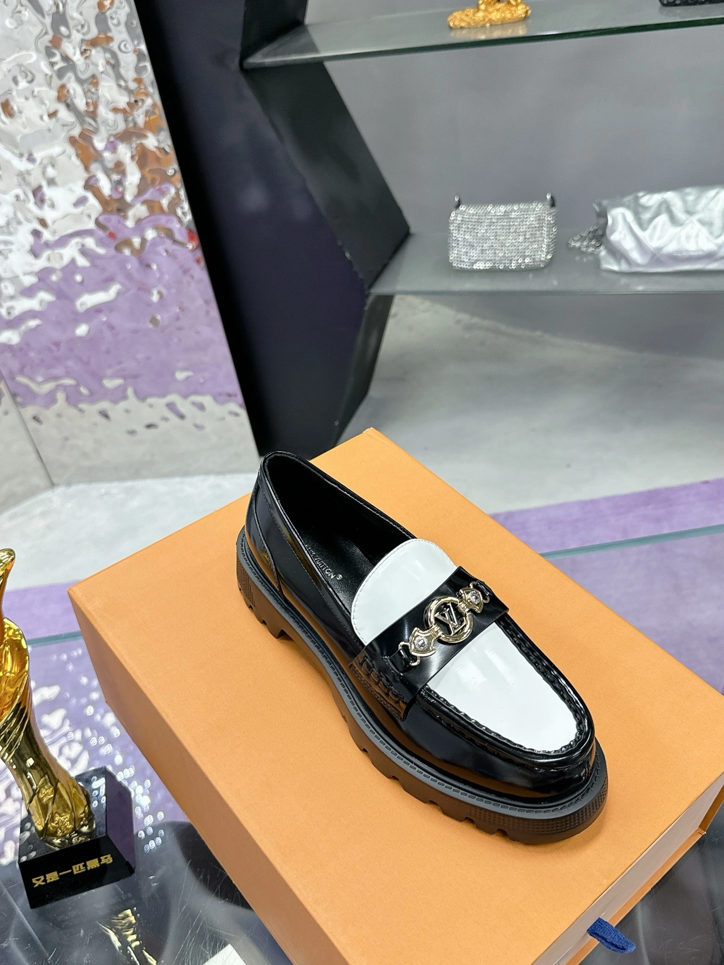 COCO-- 8V 1AGXKU cowhide sheepskin Thick soles：5CM item:E-X158C1808