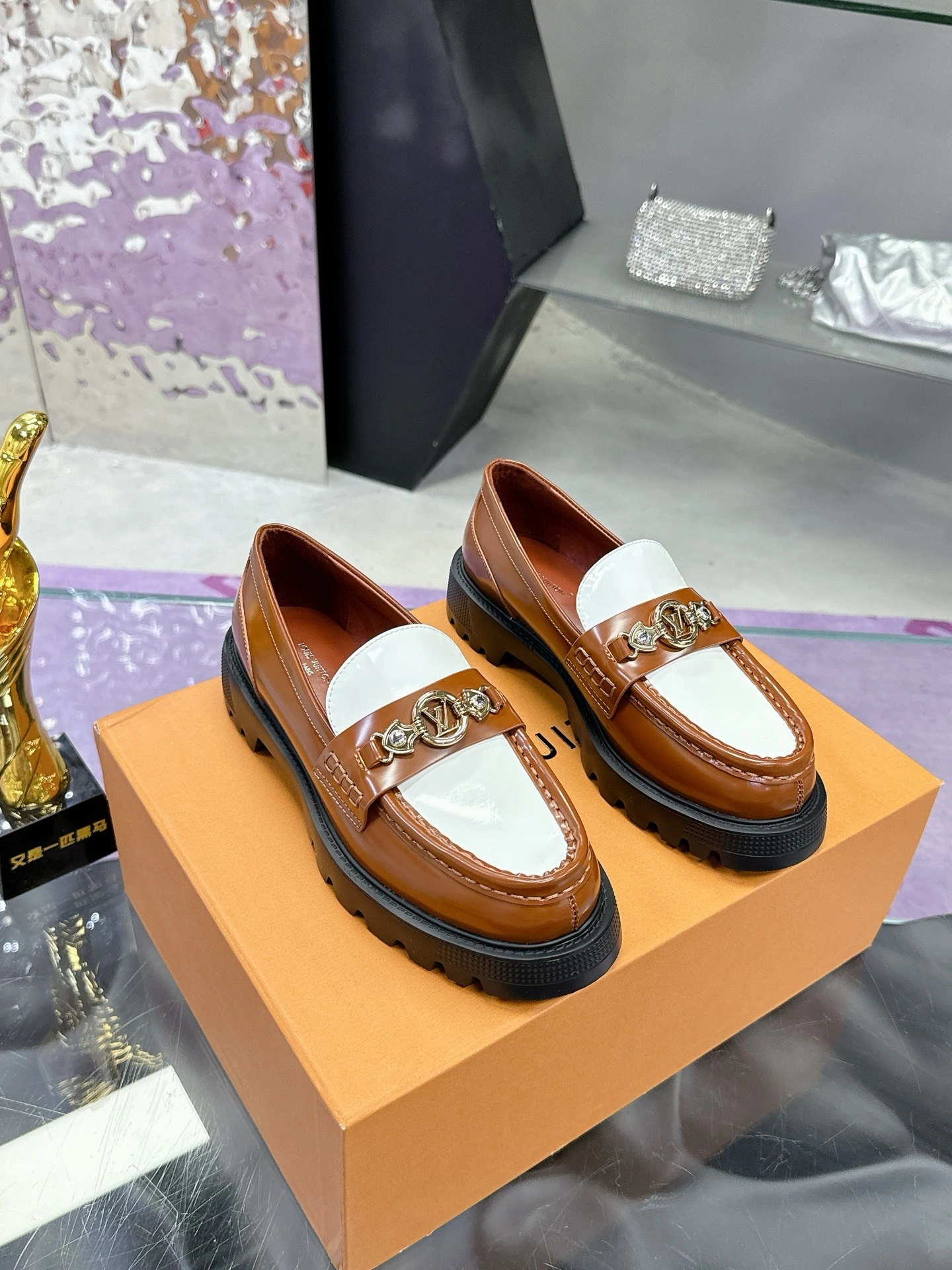 COCO-- 8V 1AGXL6 cowhide sheepskin Thick soles：5CM item:E-X158C1806