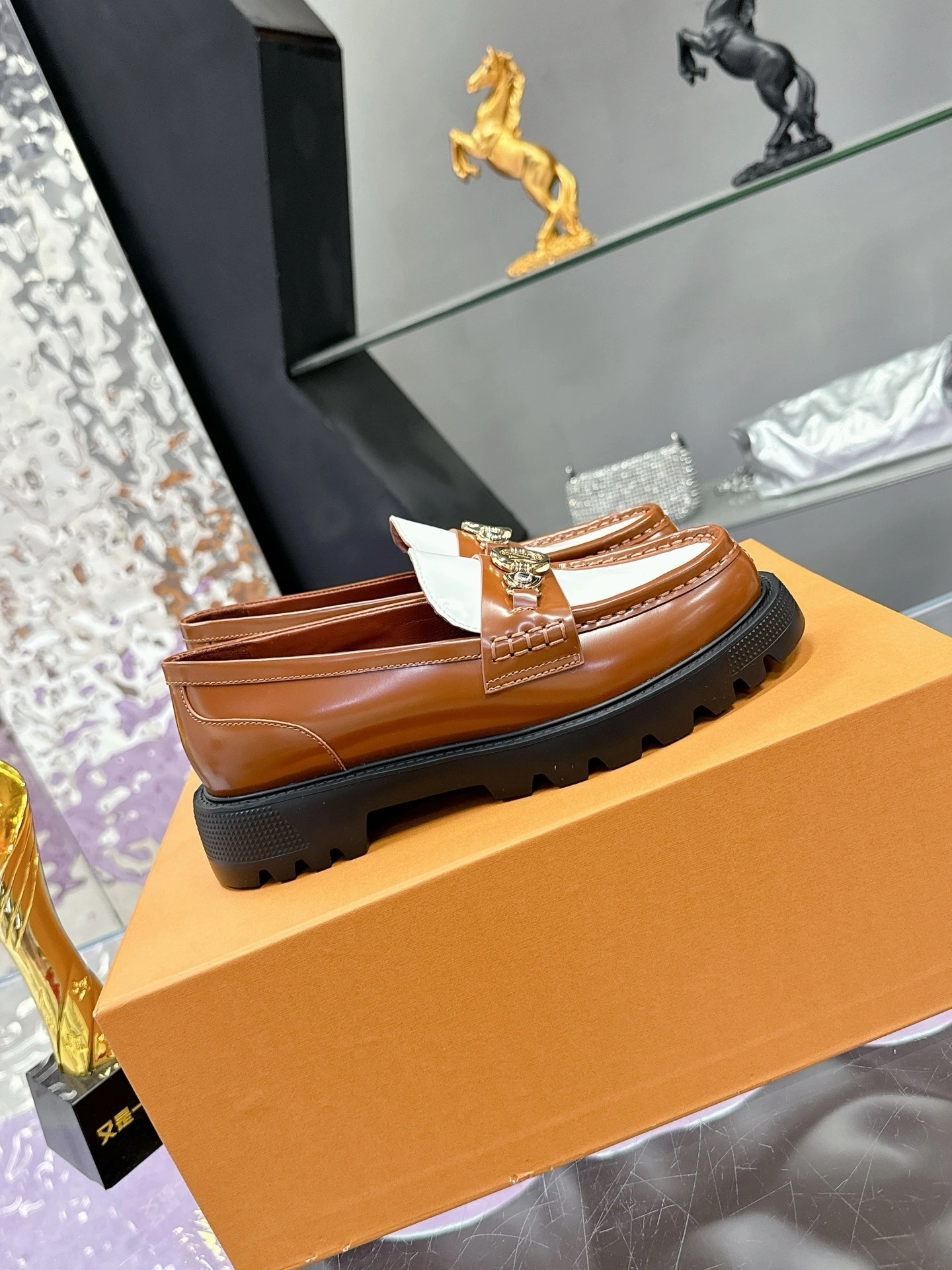 COCO-- 8V 1AGXL6 cowhide sheepskin Thick soles：5CM item:E-X158C1806