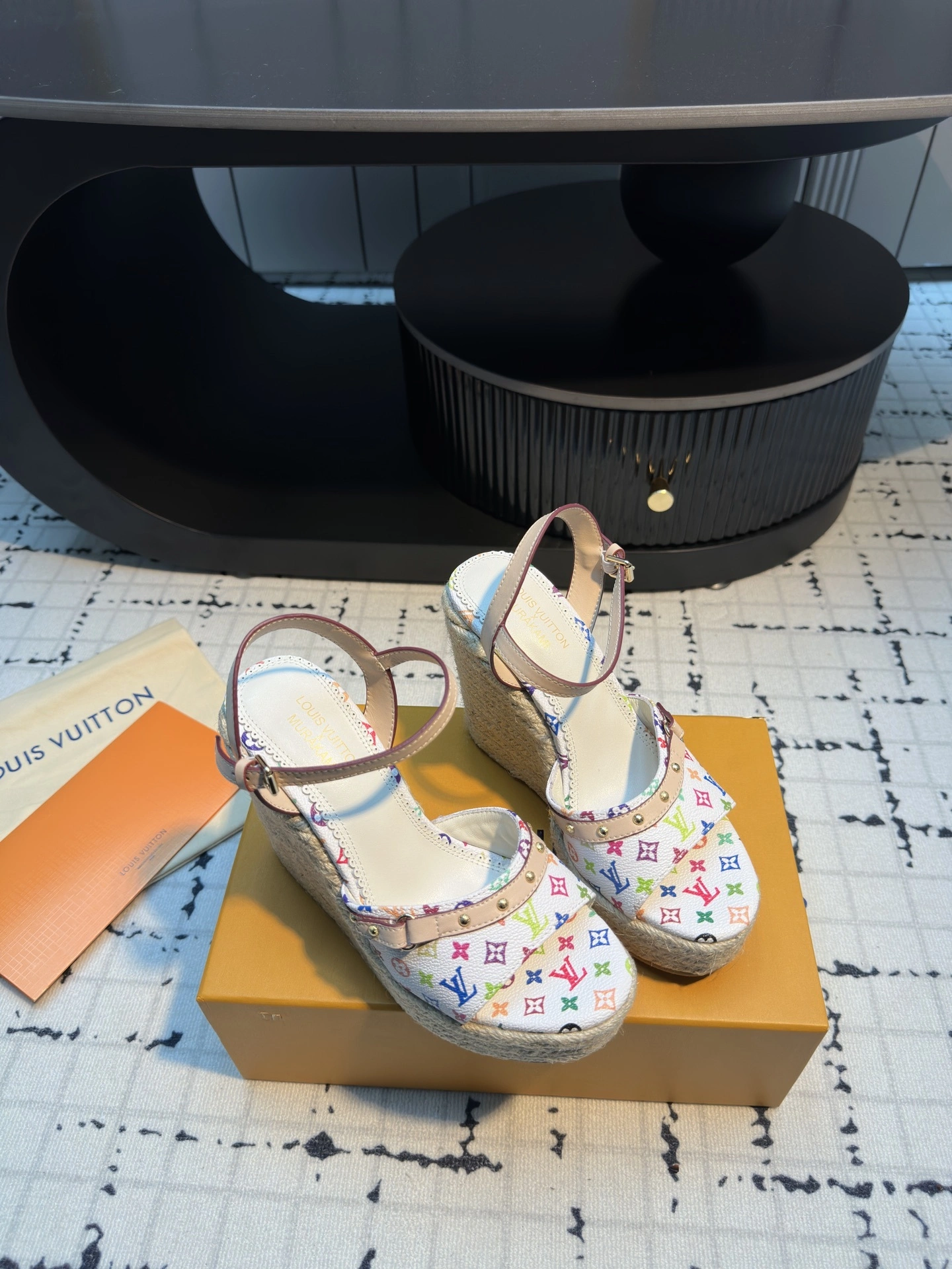 COCO-- 8V 1AGYWW Heel height：9CM Waterproof：3CM 12CM cowhide item:E-X158C1839
